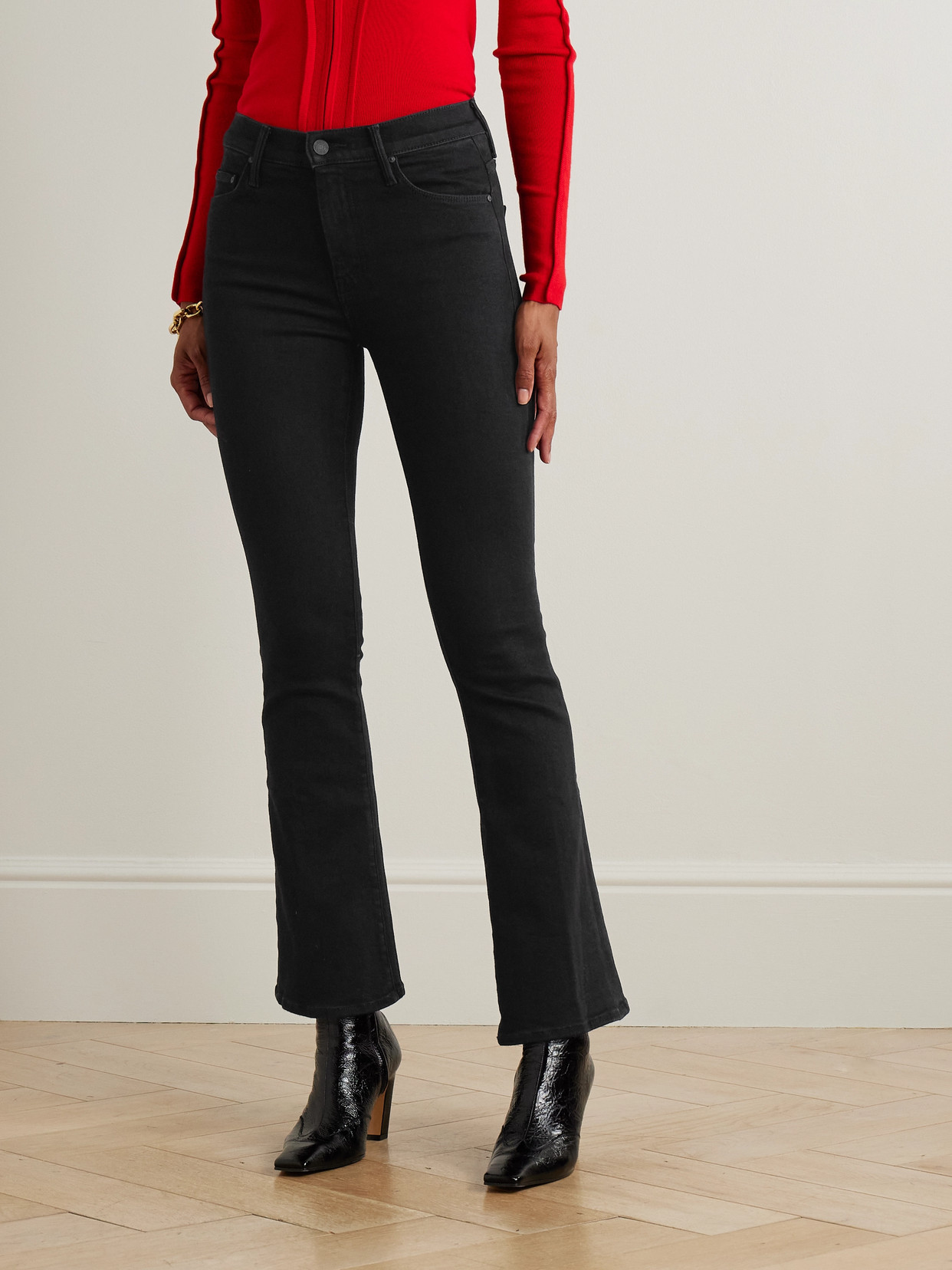 Mother Midnight Blue Stretch Denim The Weekender Jeans In Black