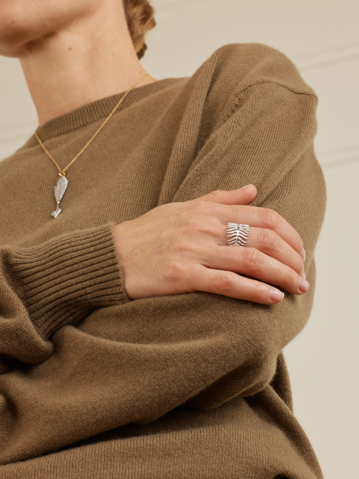 Mizuki Feather 18-karat White Gold Diamond Ring In White