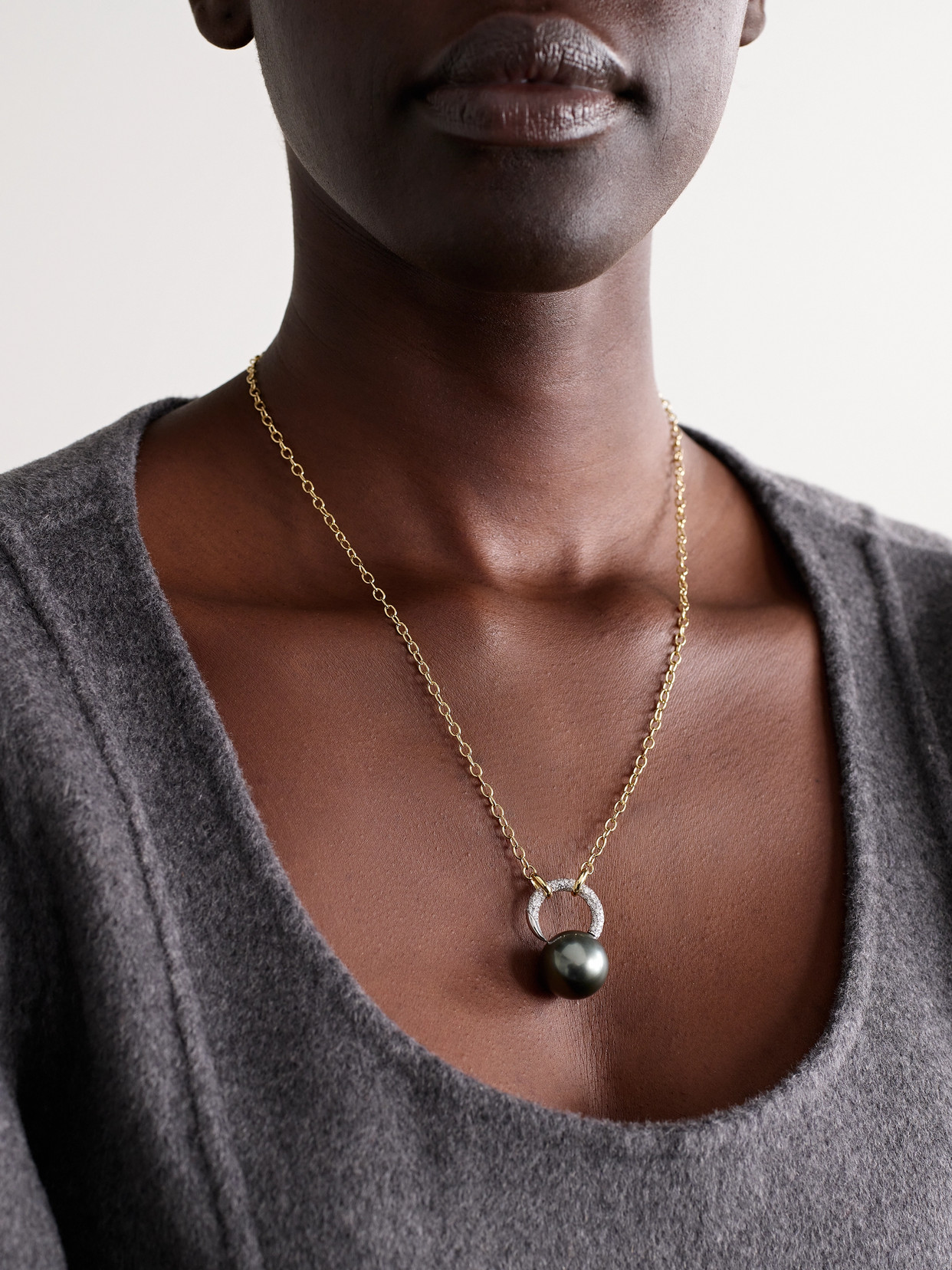 Mizuki 18-karat Yellow And White Gold, Pearl And Diamond Necklace In Gold