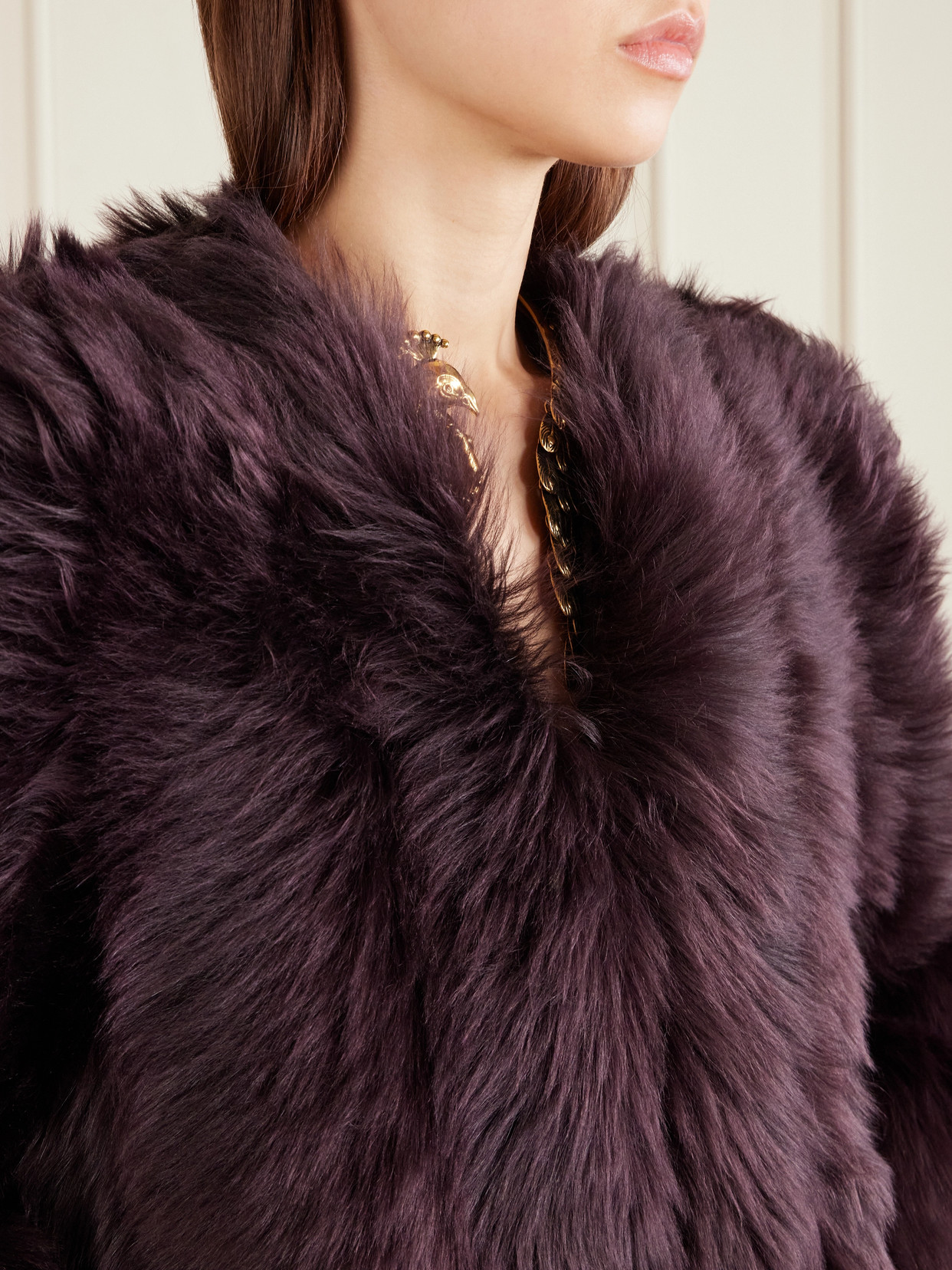 Chloé Oversized Shearling Short Coat In Purple