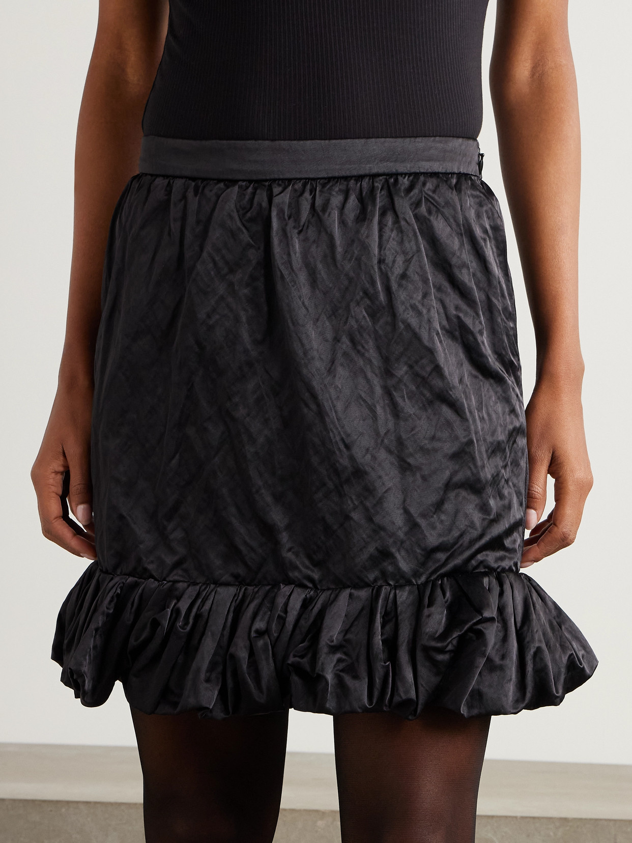 Chloé Ruffled Satin Mini Skirt In Black