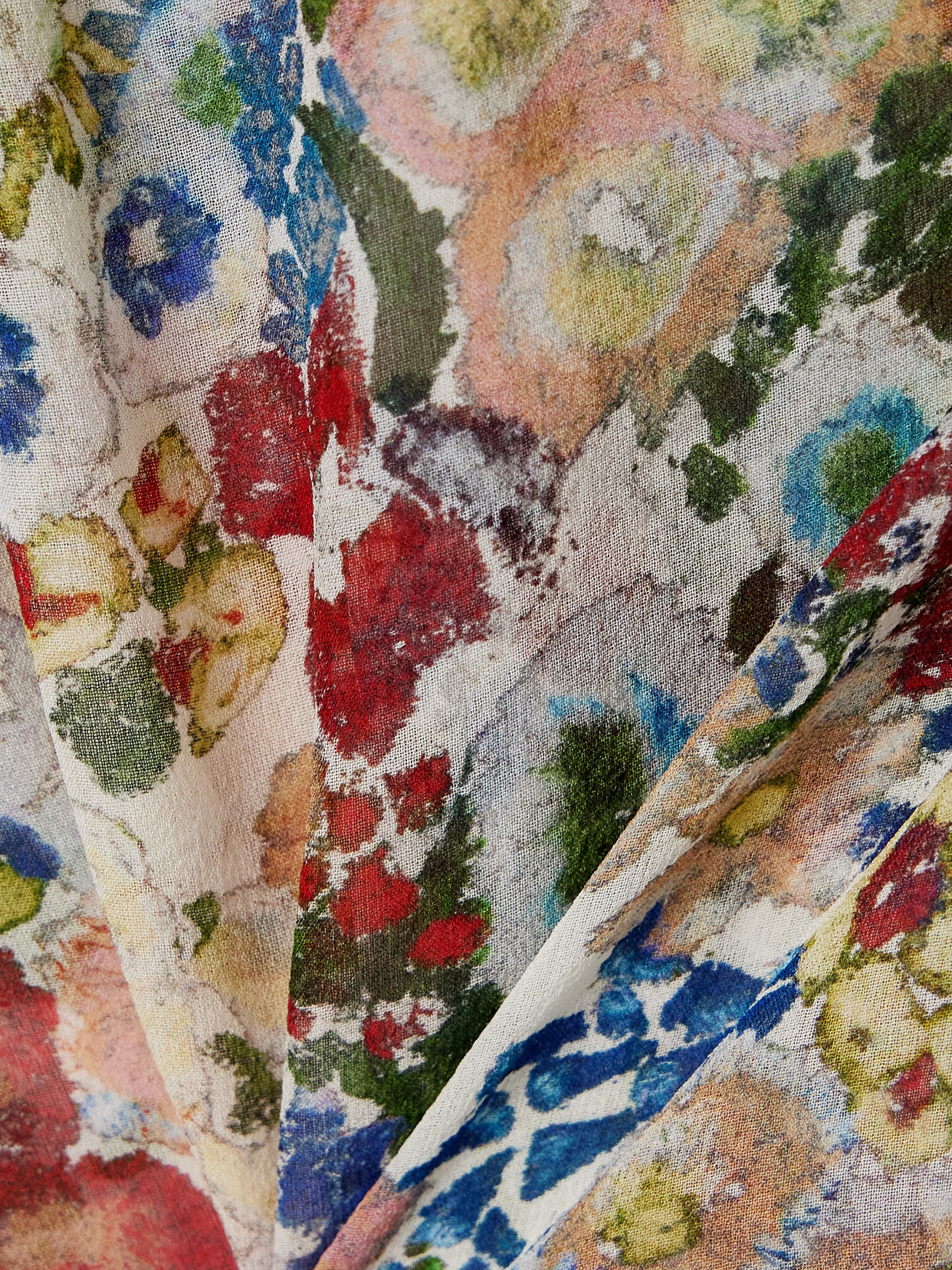 Khaite Tilly Floral-print Silk-chiffon Shorts In Multi