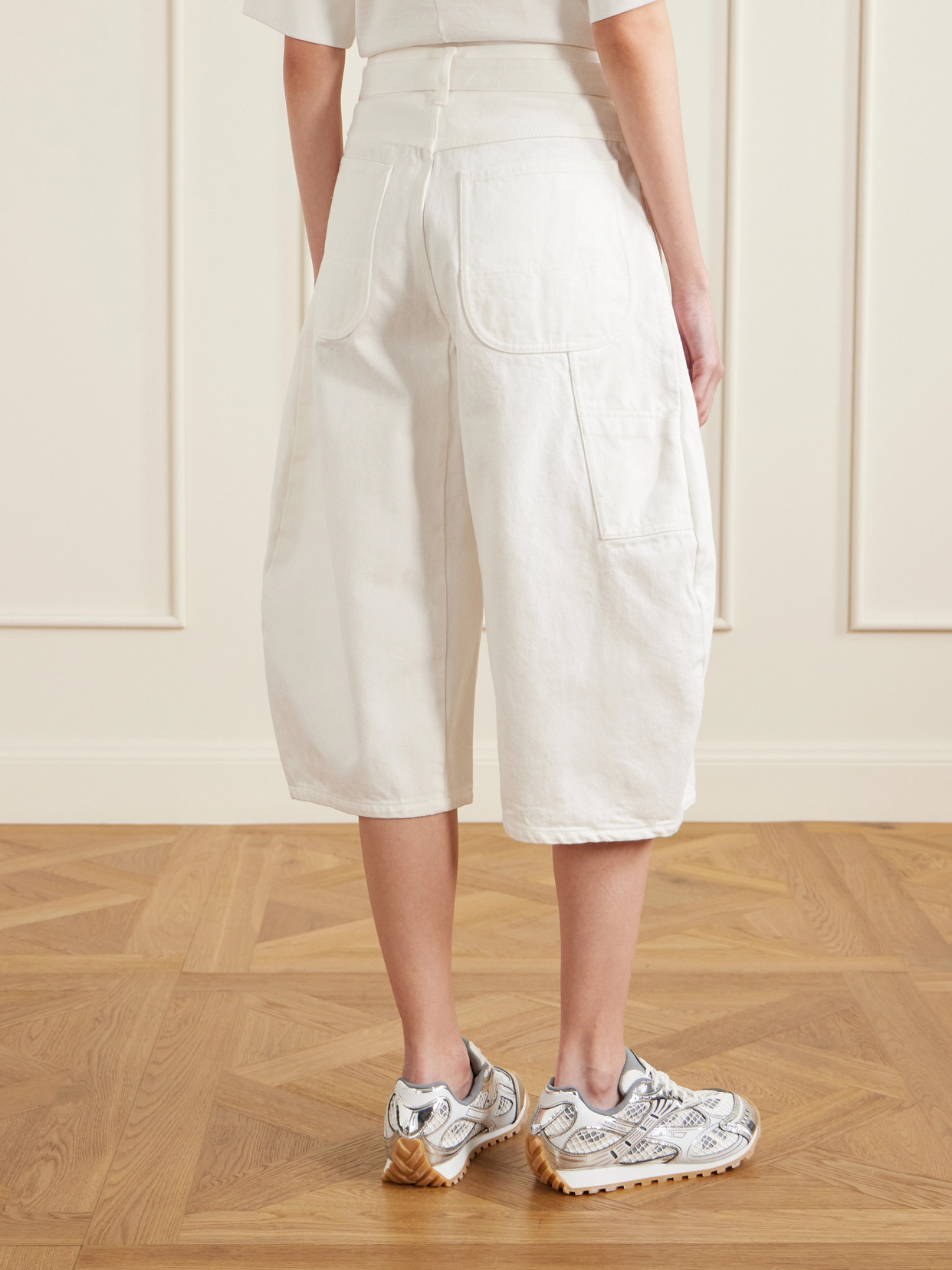 Belted Cropped High-Rise Barrel-Leg Jeans