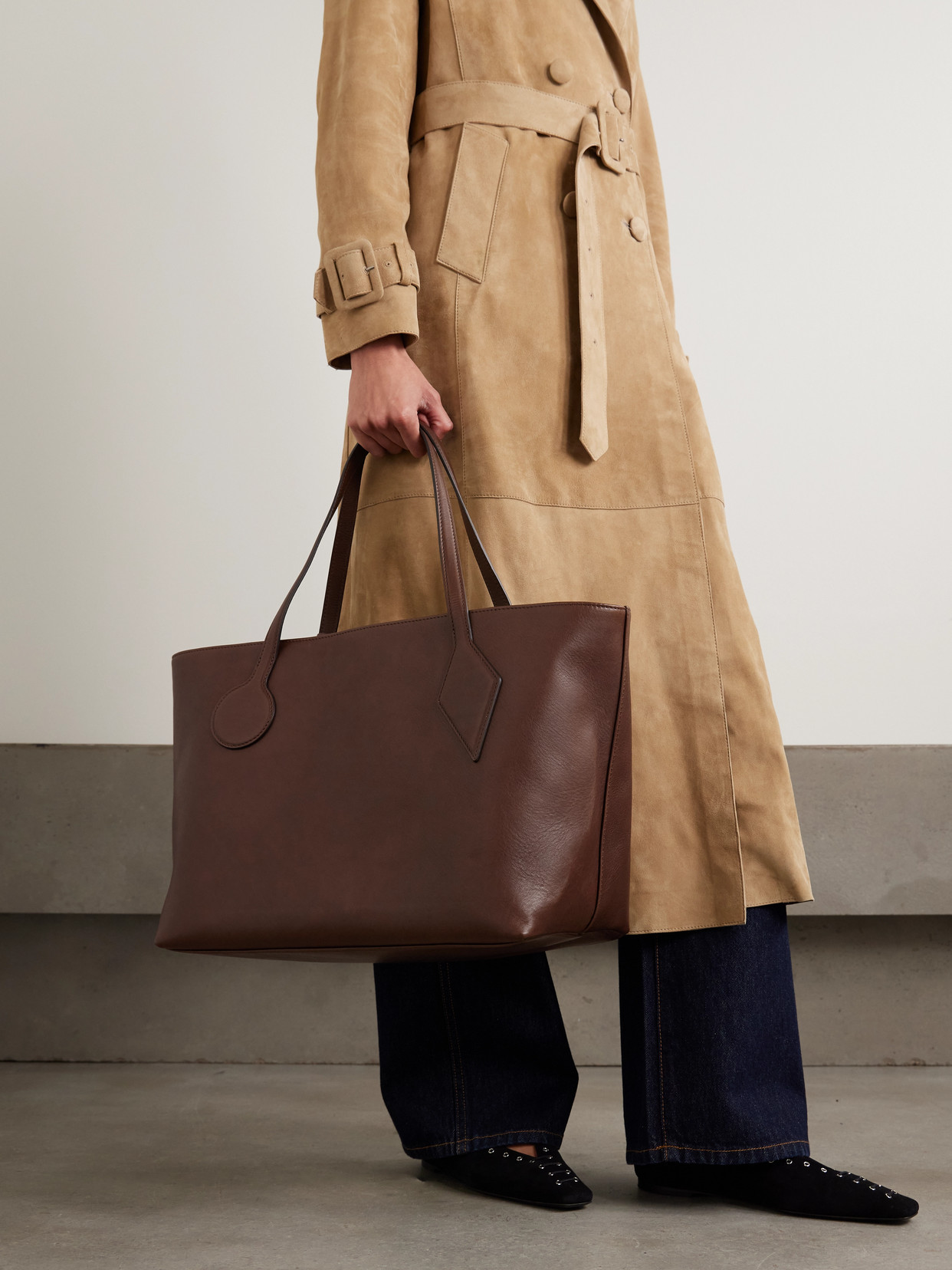 Liffner Sprout Large Leather Tote In Brown