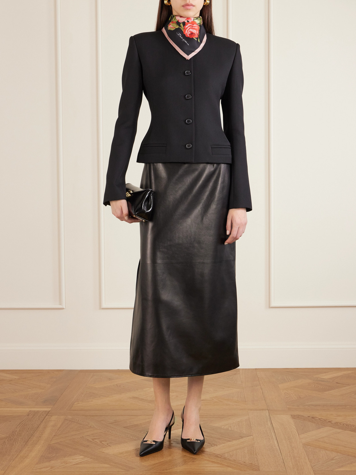 Dolce & Gabbana 90x90 Cm Silk Twill Scarf With A Rose Bouquet Print In Animal Print