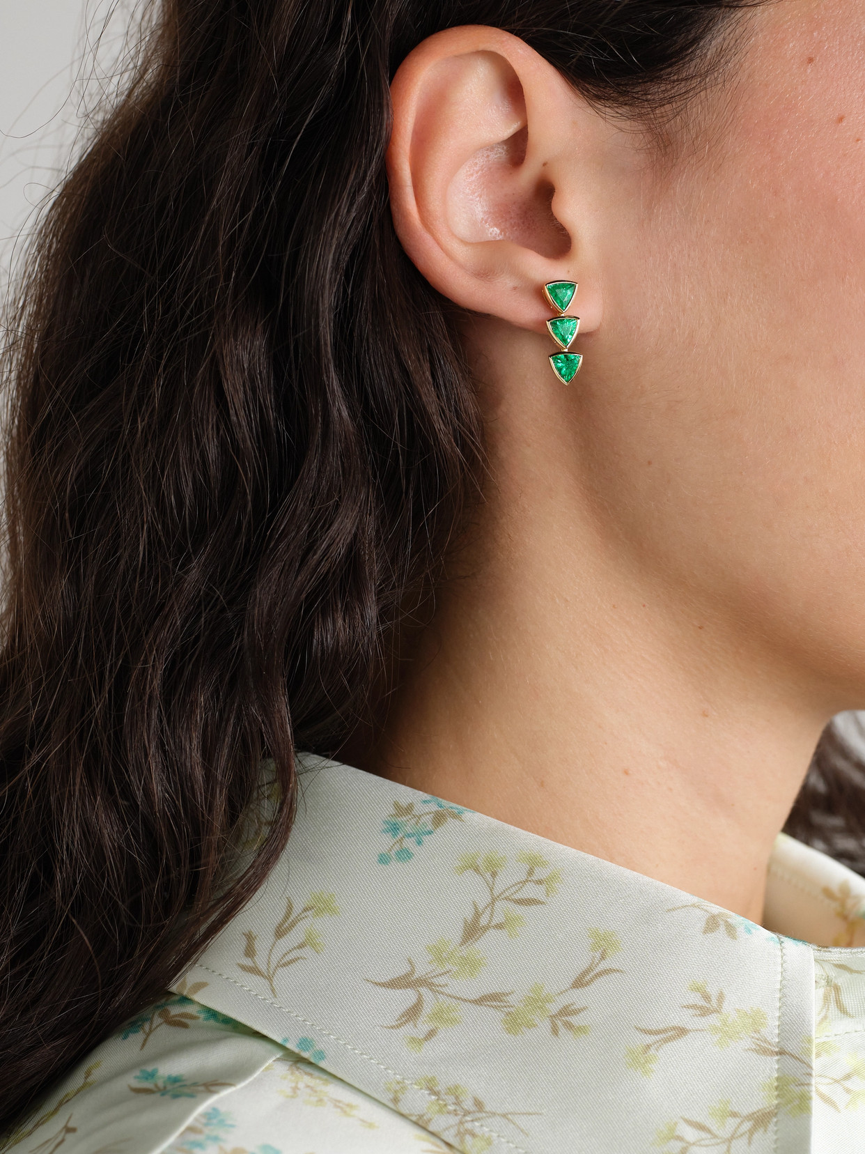 Anita Ko 18-karat Gold Emerald Earrings In Gold