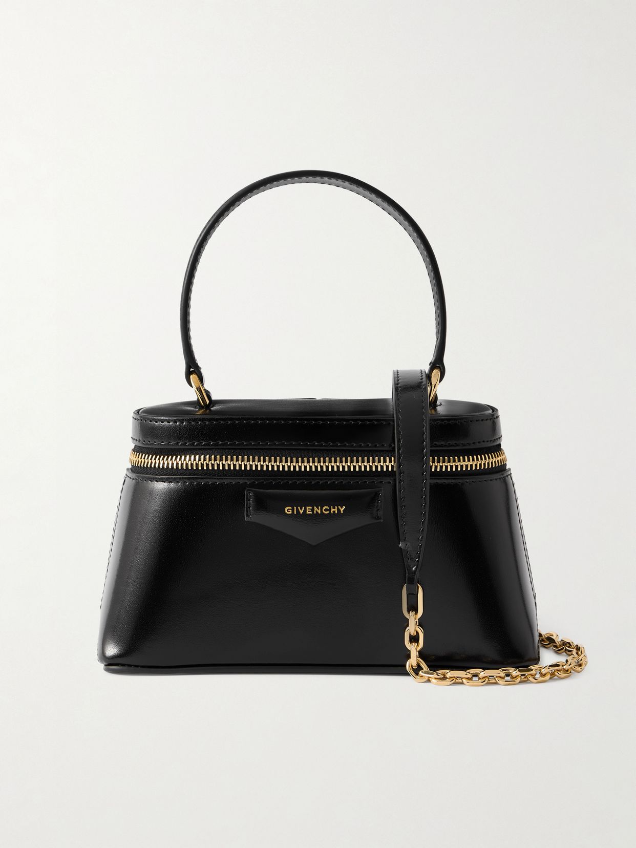 Antigona leather shoulder bag