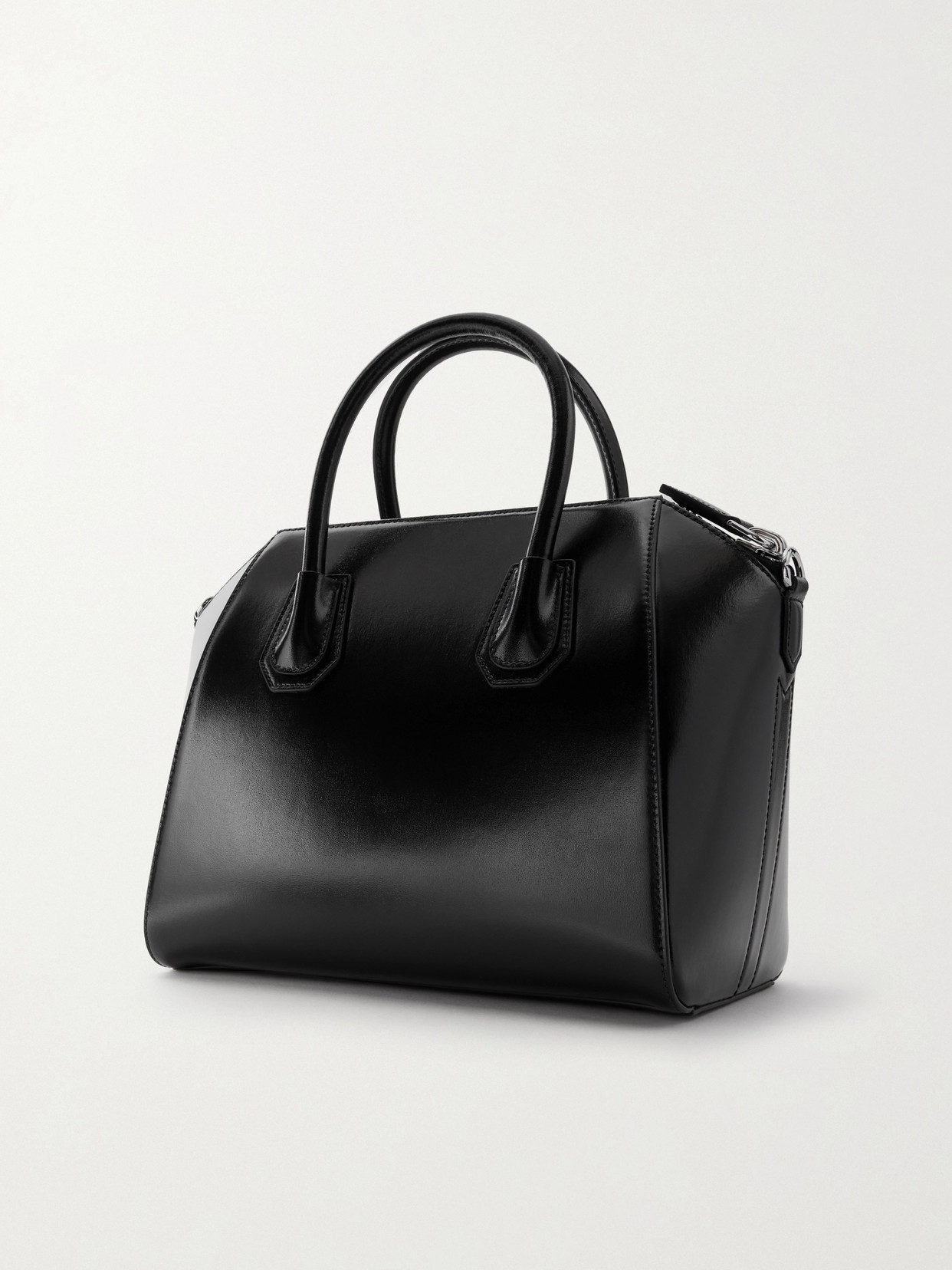 Givenchy Antigona Leather Tote Bag In Black