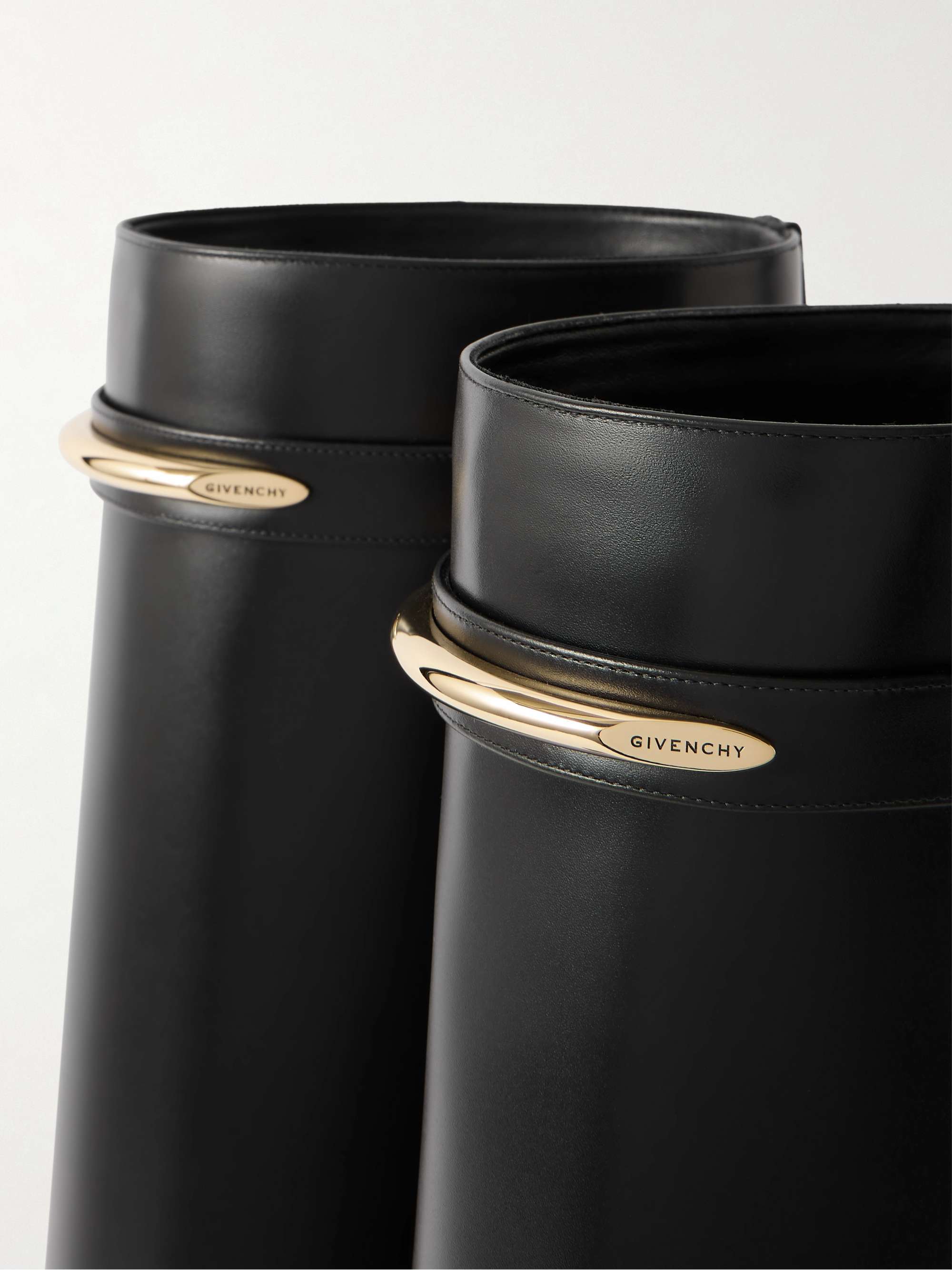 GIVENCHY 