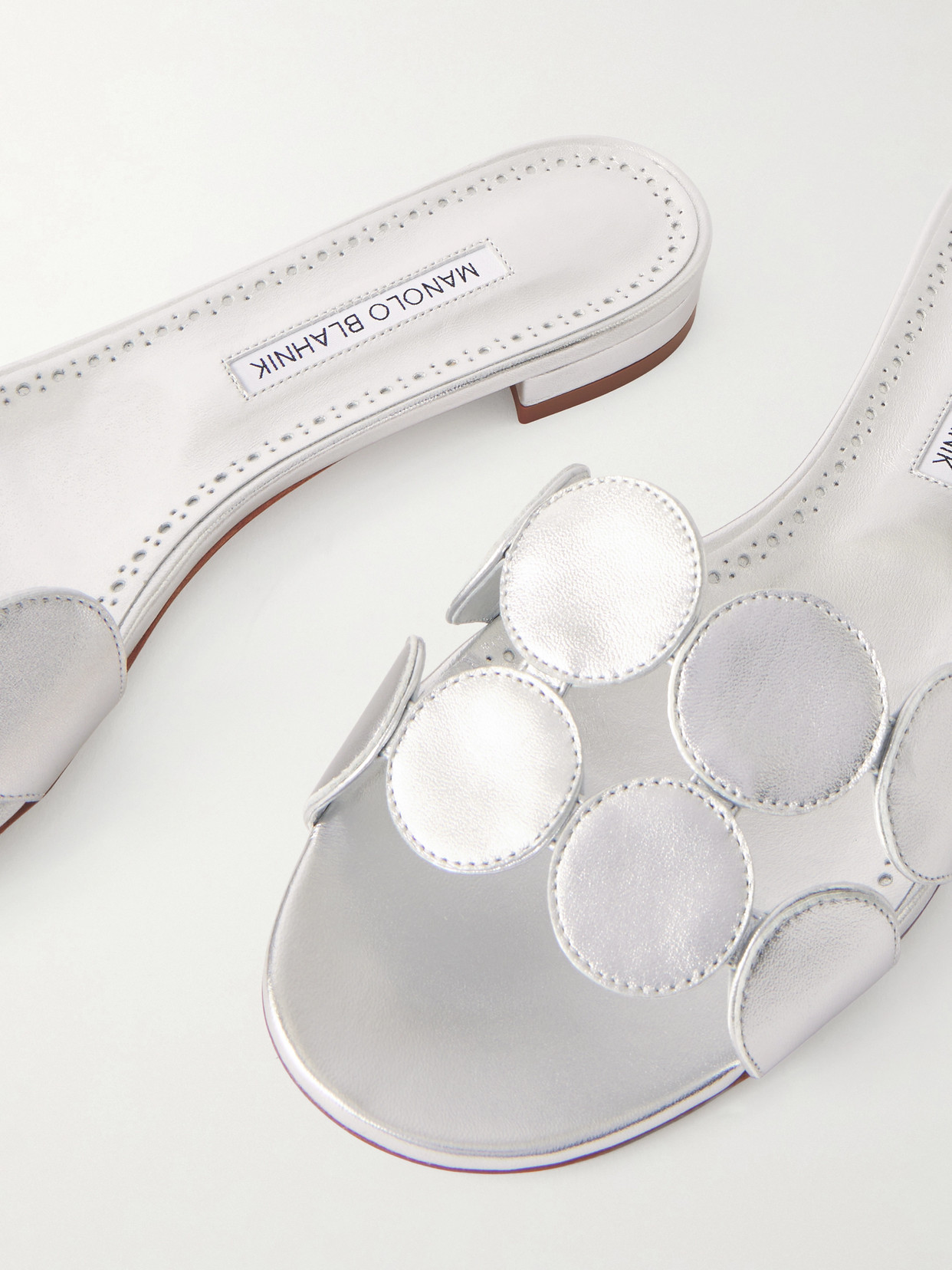 Haribalmu 10 Cutout Metallic-Leather Slides