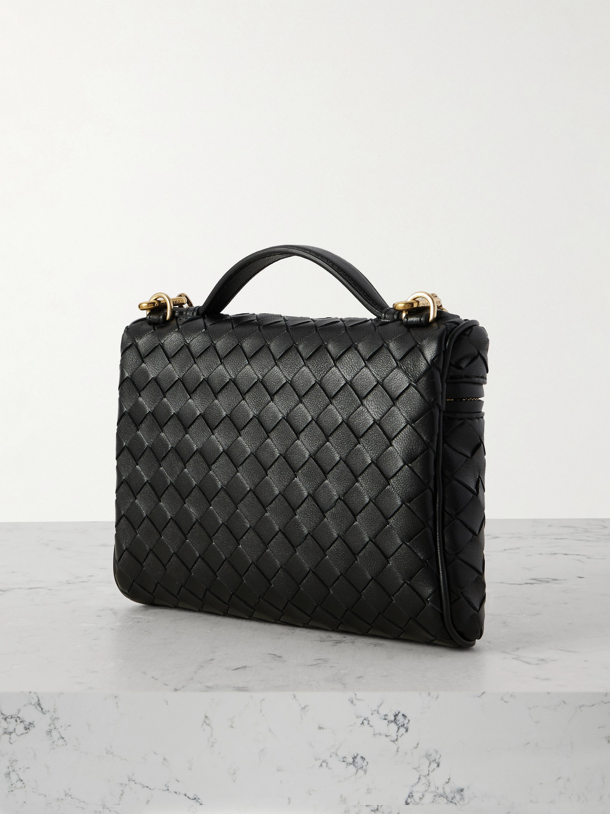 Bottega Veneta Intrecciato Leather Shoulder Bag In Black