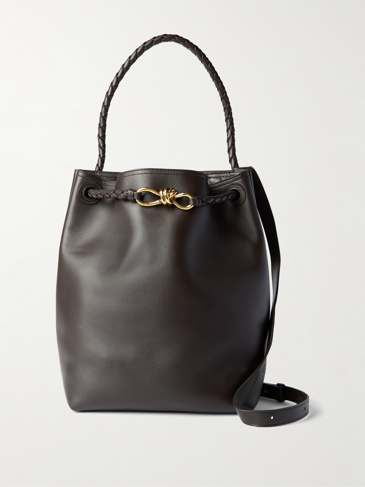 Bottega Veneta Andiamo Medium Leather Bucket Bag In Brown