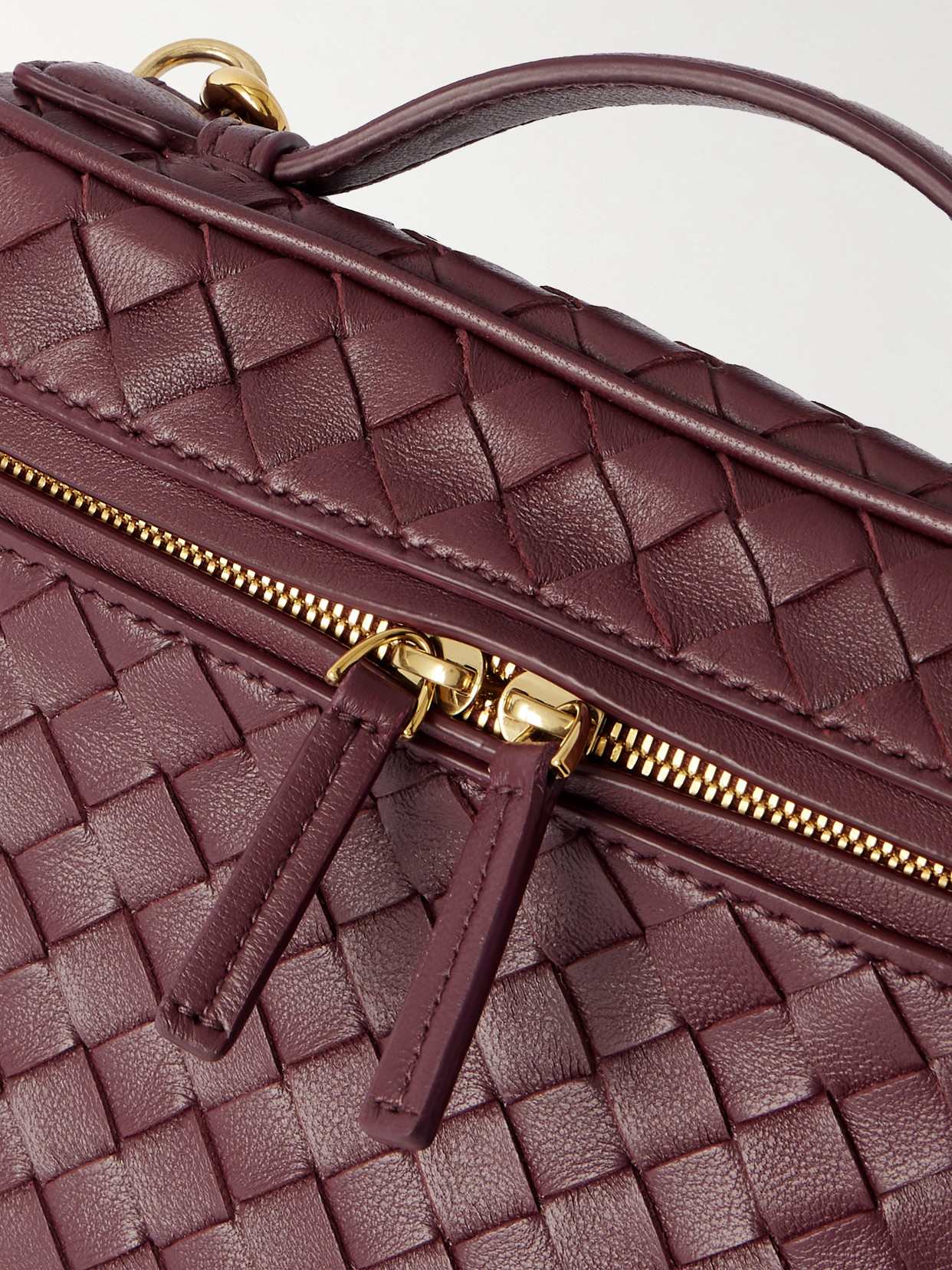 Bottega Veneta Bang Bang Vanity Small Intrecciato Leather Tote In Burgundy