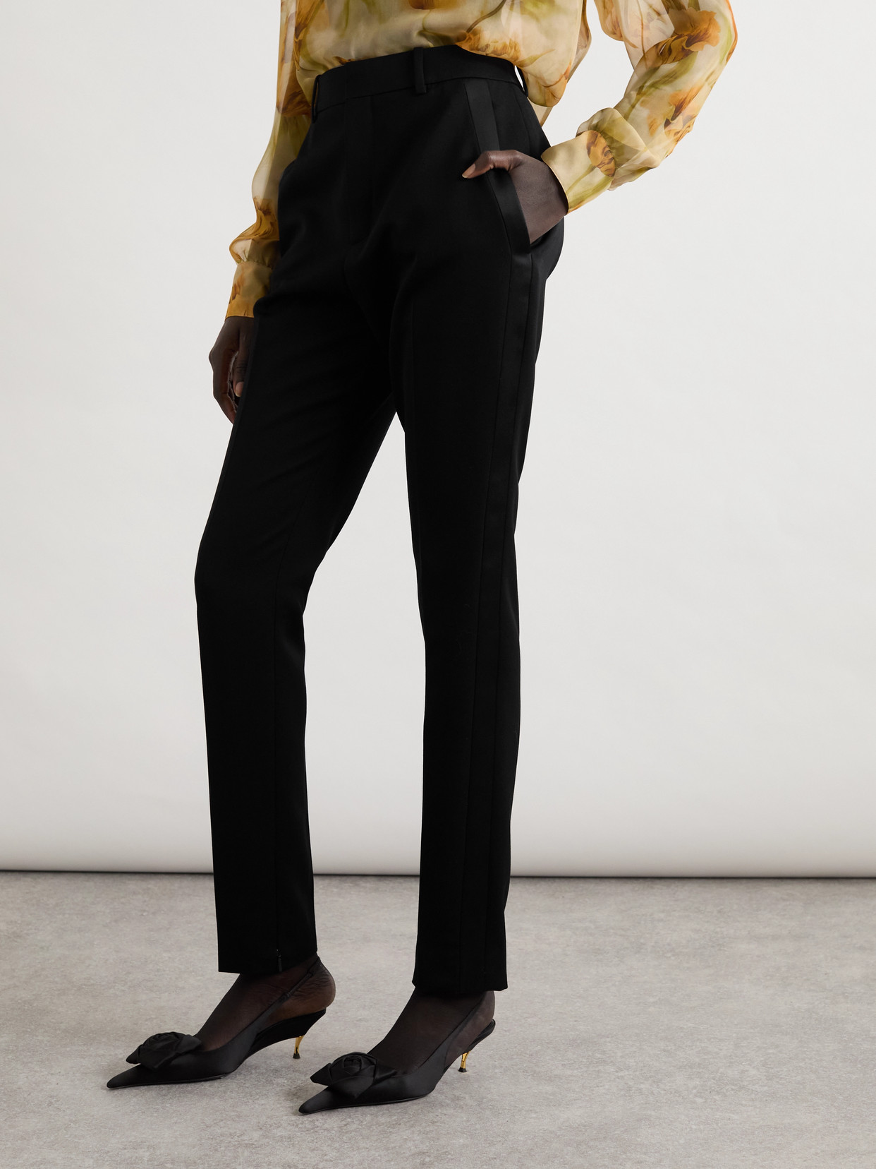 Saint Laurent Grain De Poudre Wool Tapered Pants In Black