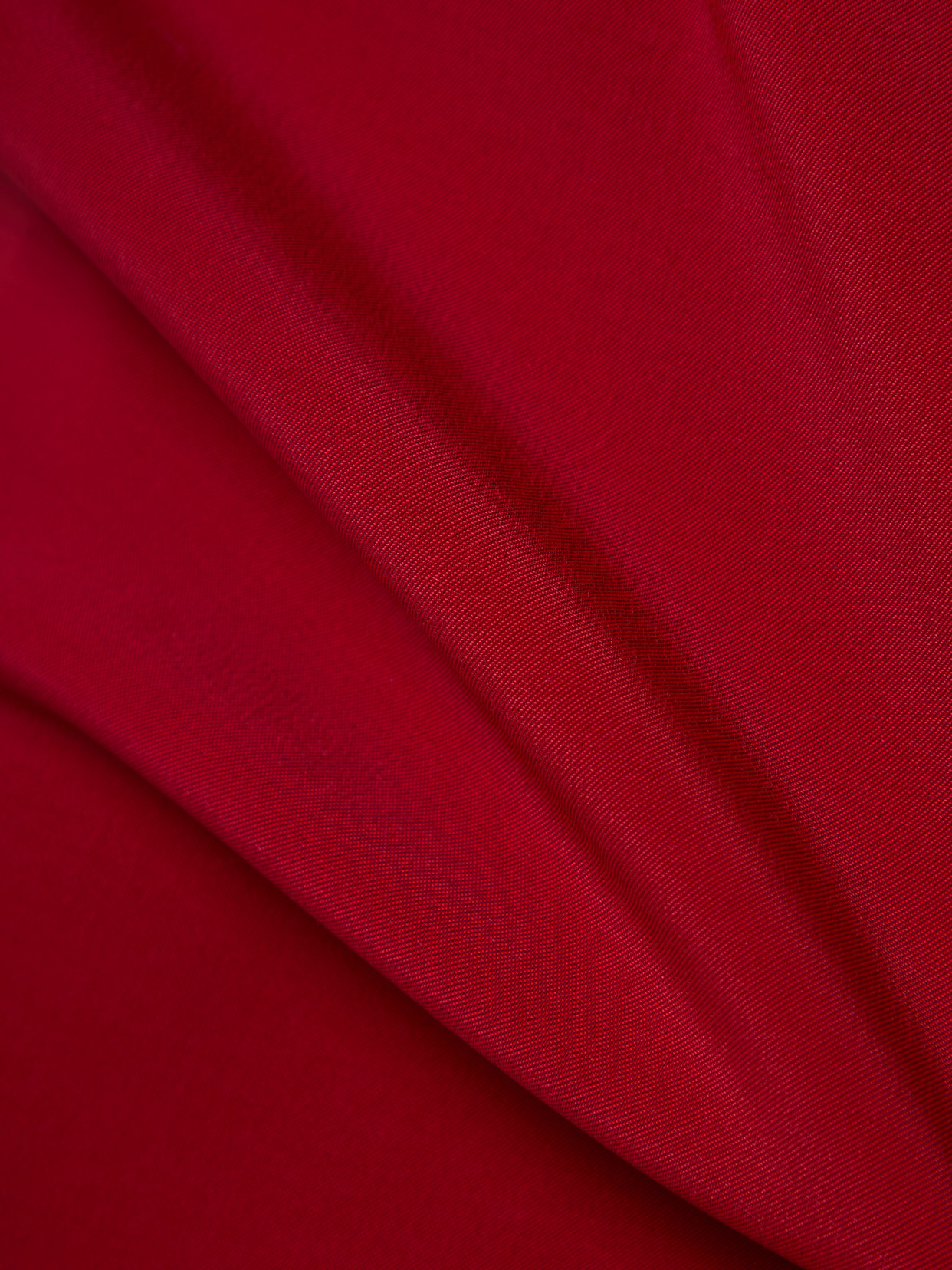 Saint Laurent Mid-rise Pencil Skirt In Satin Clothing In Red