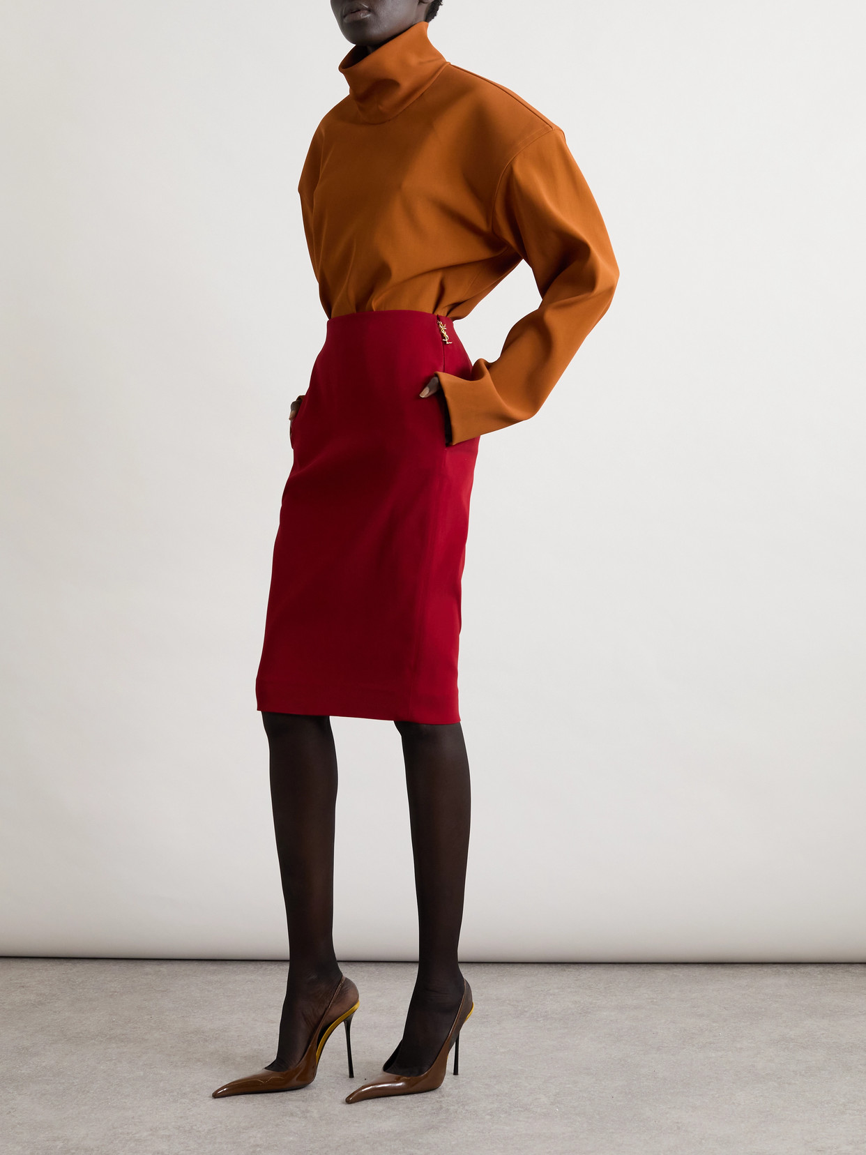 Saint Laurent Mid-rise Pencil Skirt In Satin Clothing In Red