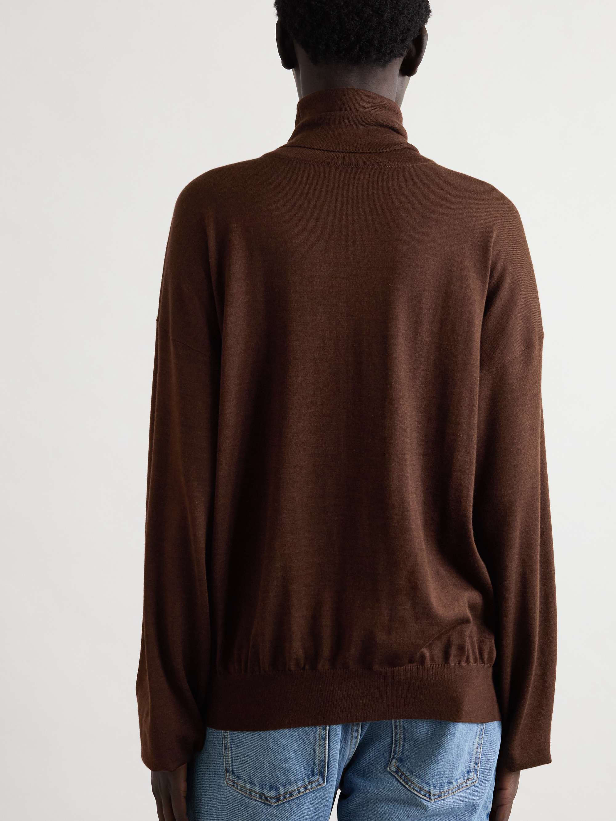 SAINT LAURENT 