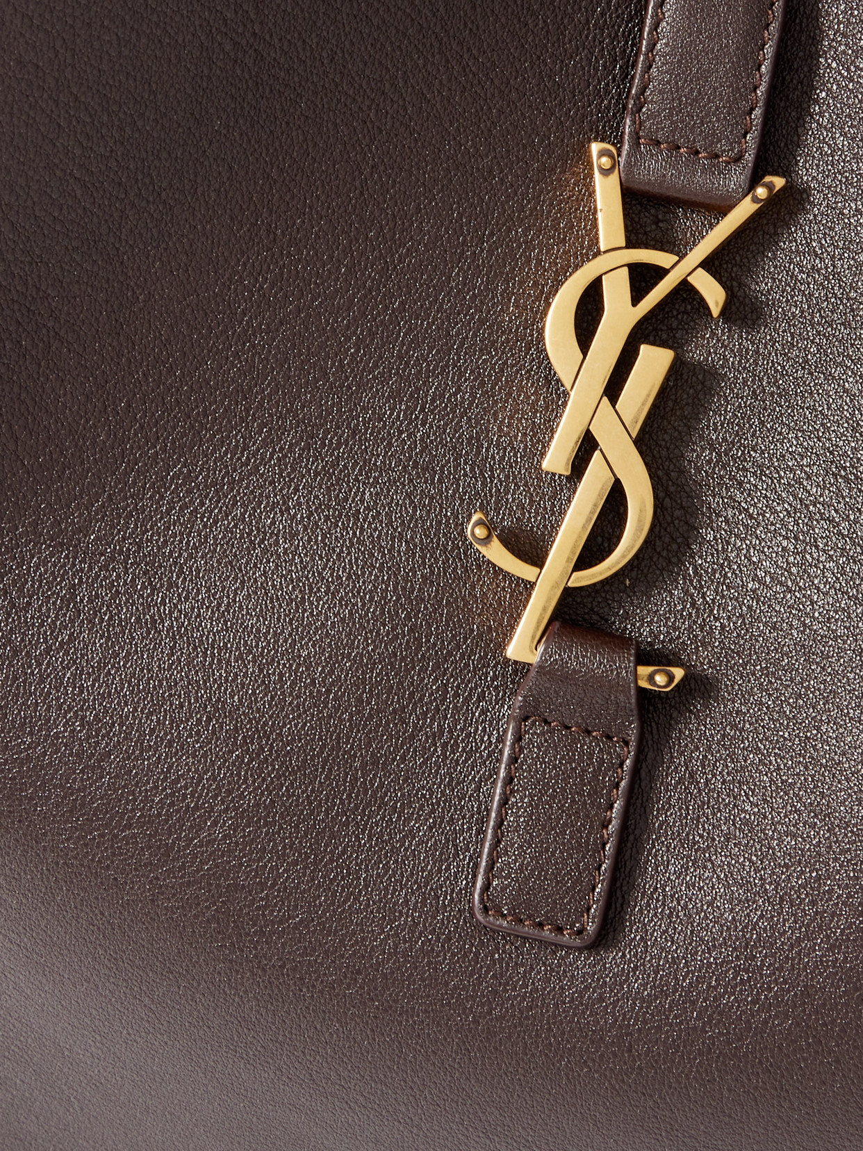 Le 5 À 7 Large Shoulder Bag