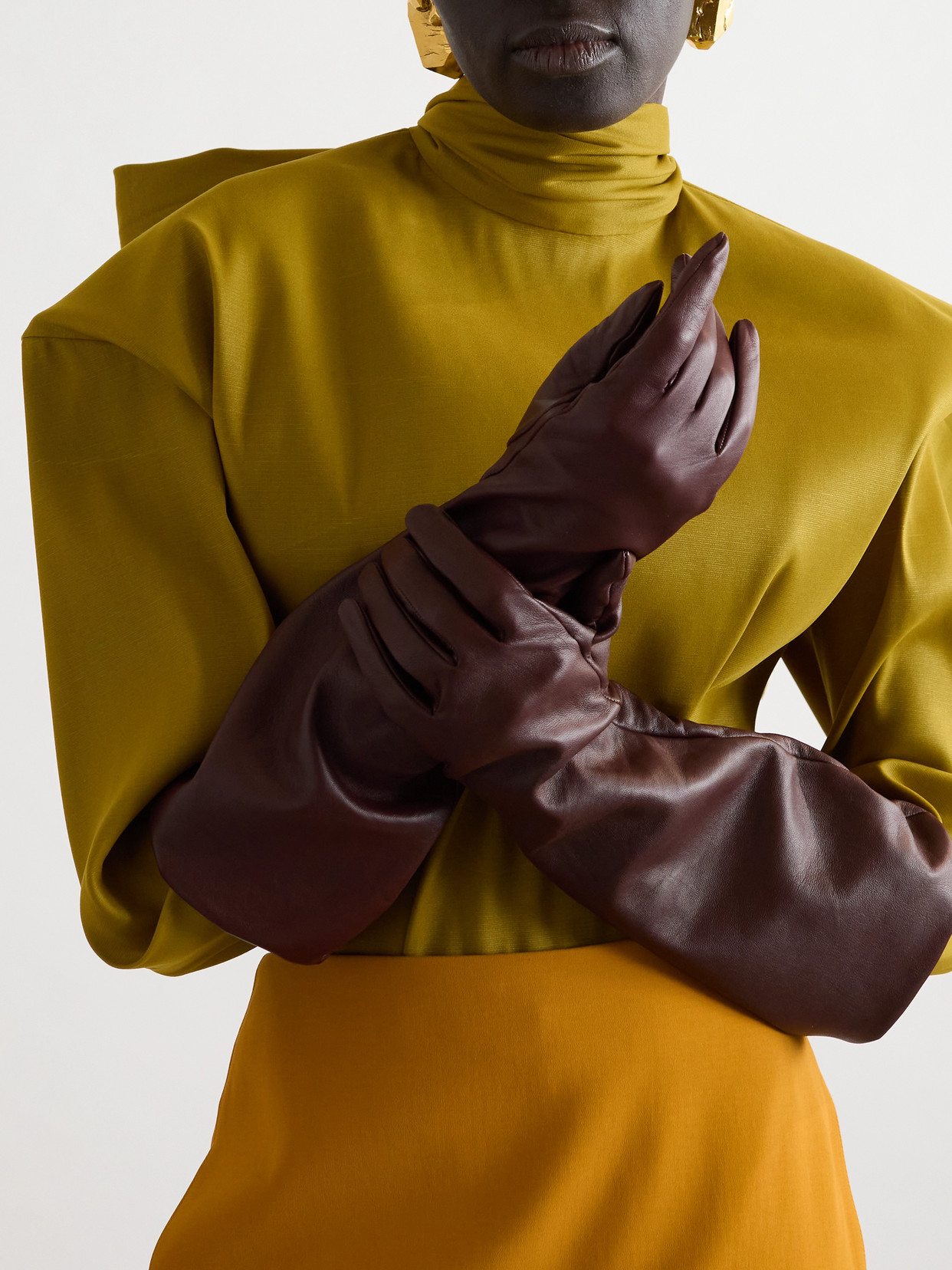 Saint Laurent Leather Gloves In Brown