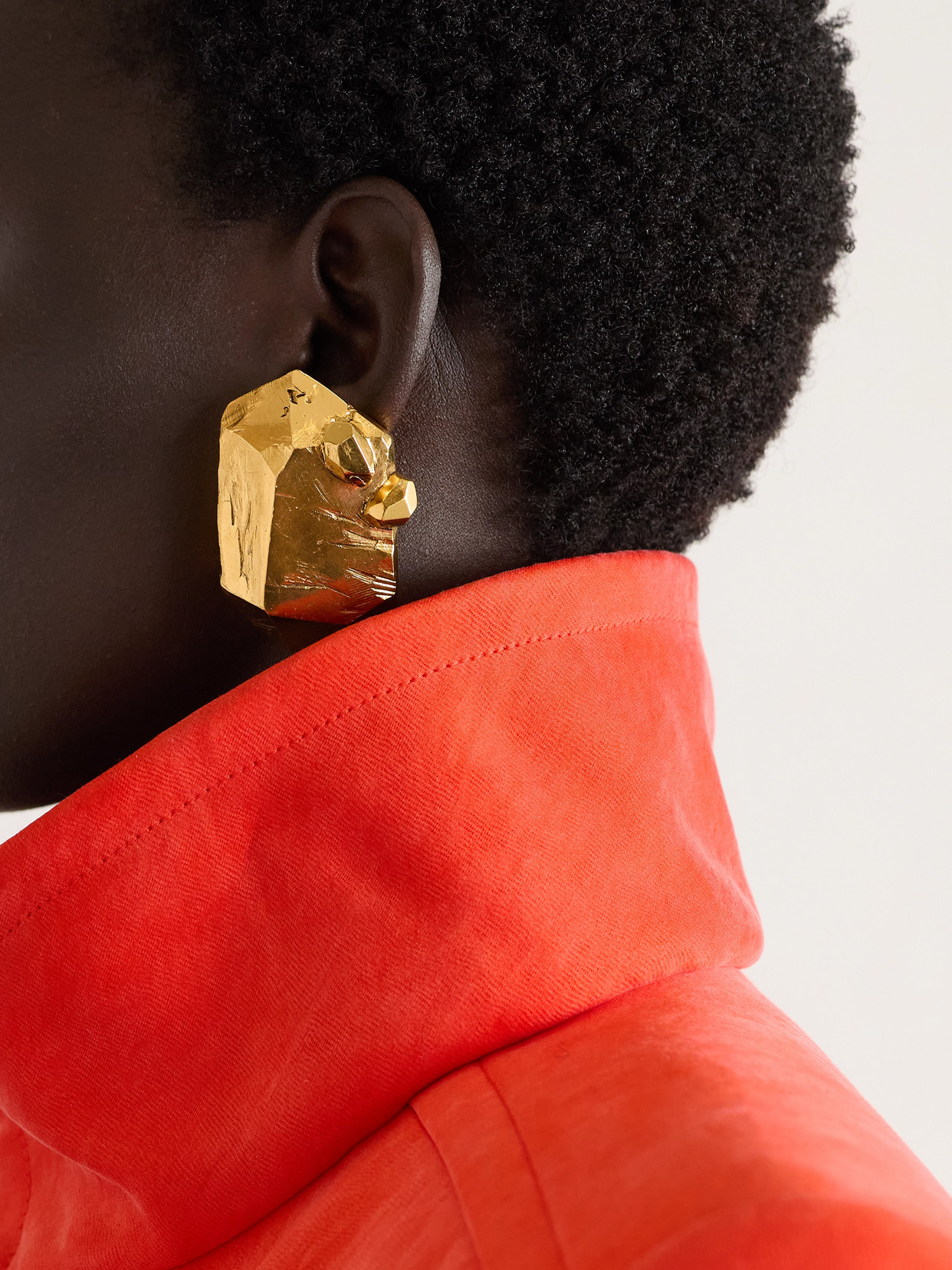 Saint Laurent Gold-tone Earrings In Gold