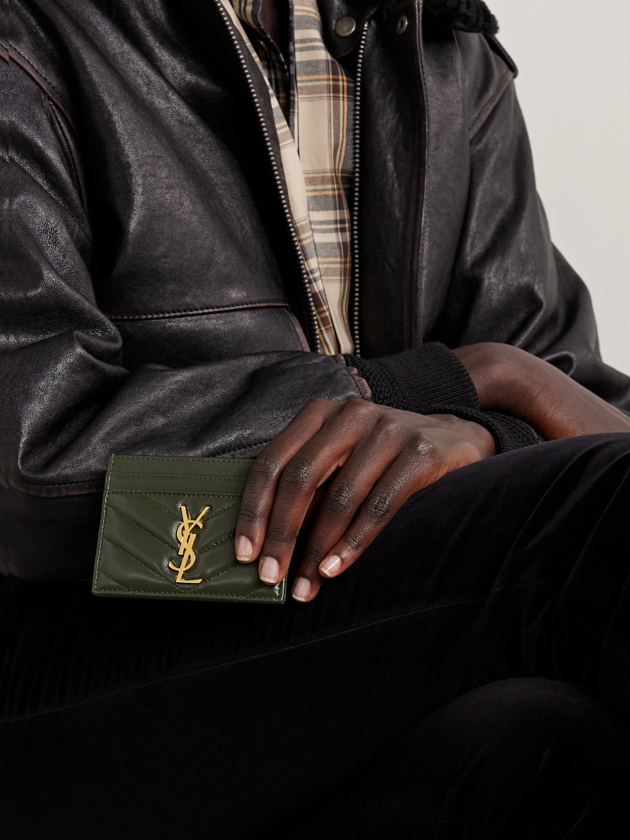 Saint Laurent Cassandre Matelassé Leather Cardholder In Green
