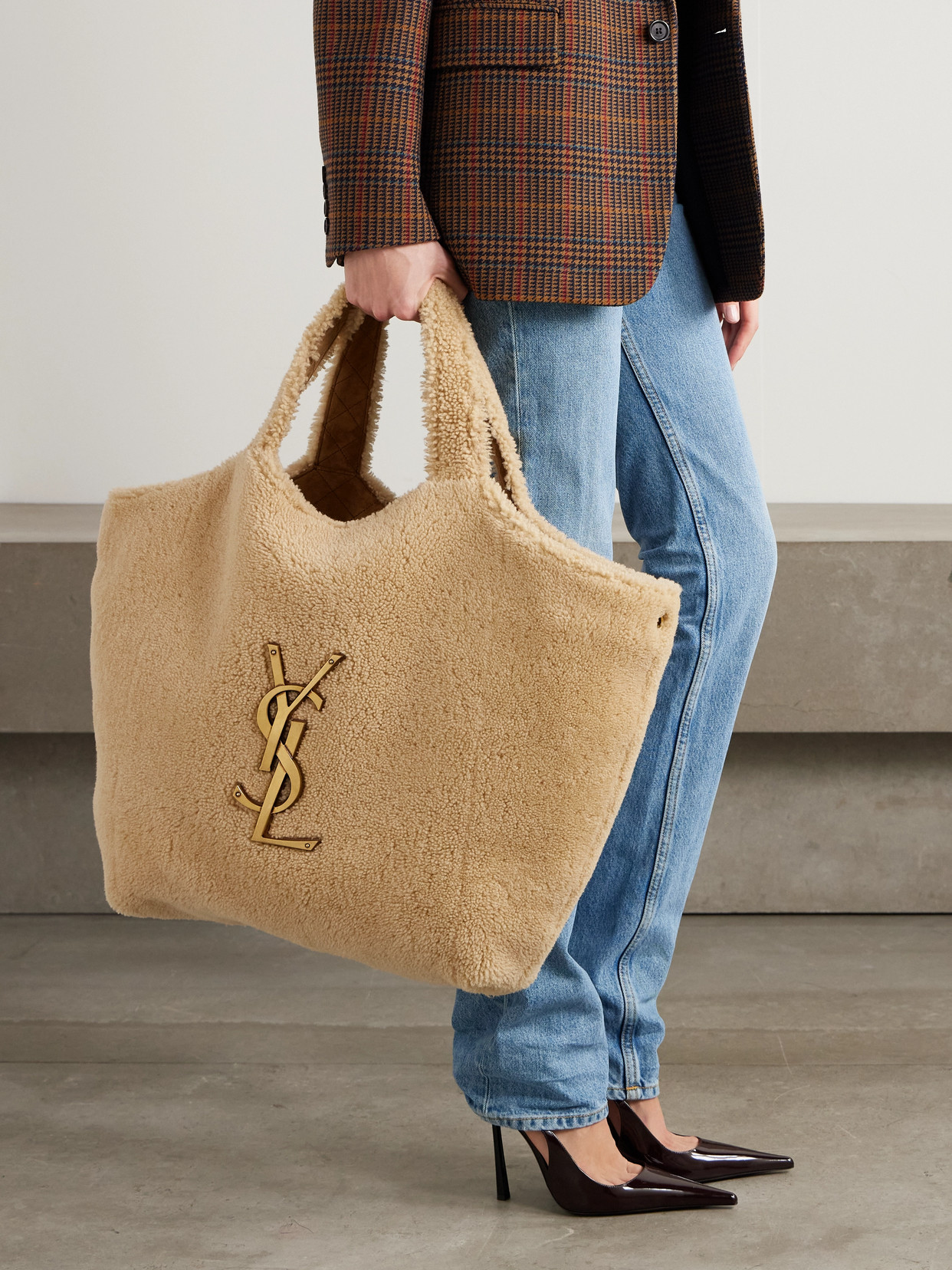Icare Maxi Shearling Tote