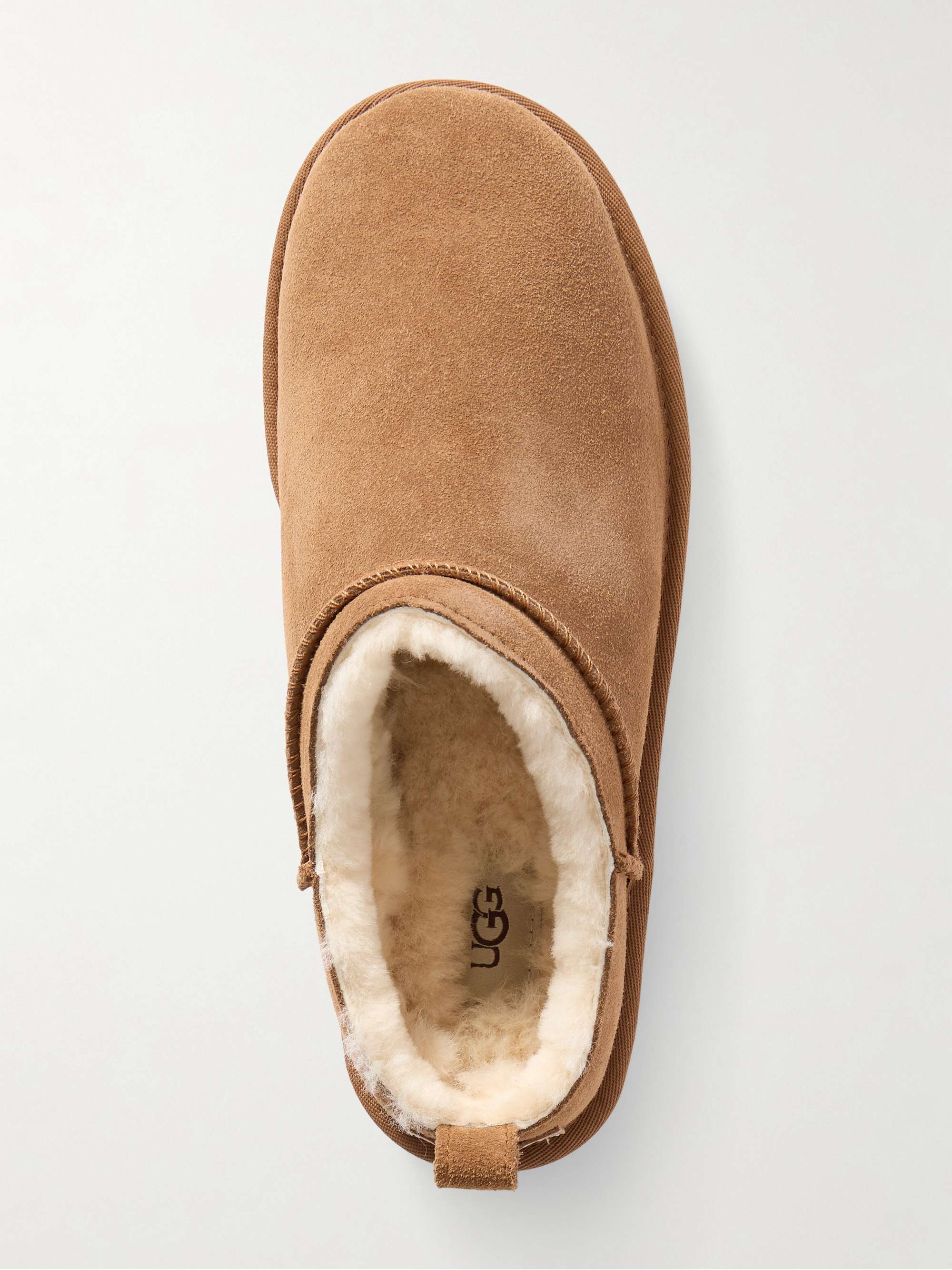 UGG 