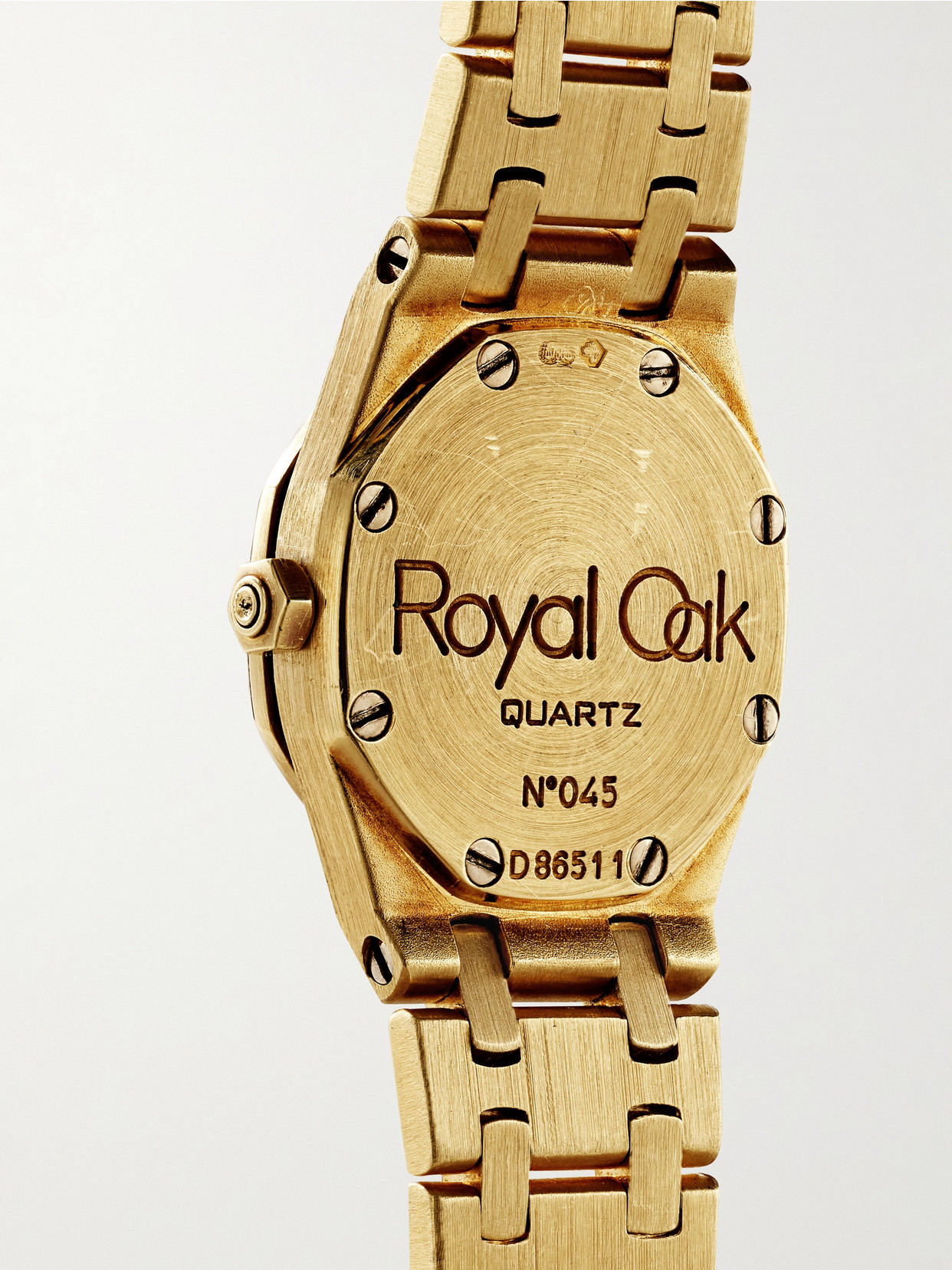 Stephanie Windsor + Audemars Piguet Vintage 1995 Royal Oak Mini 19mm 18-karat Gold And Mother-of-pearl Watch In Gold