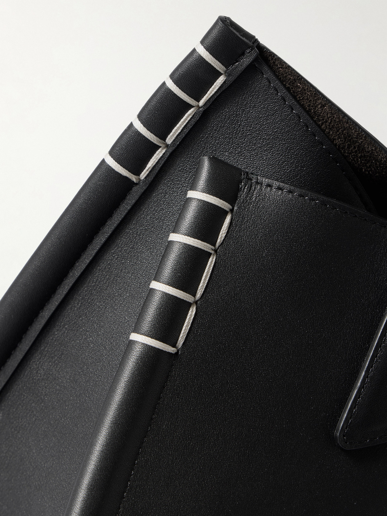 Jw Anderson Loafer Cabas Tasseled Leather Shoulder Bag In Black