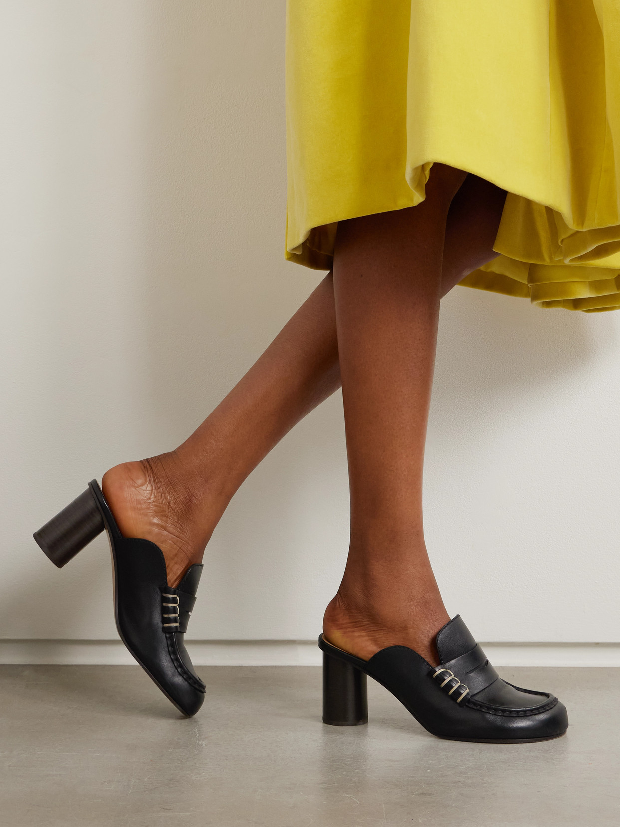 Jw Anderson Loafer Whipstitched Leather Mules In Black