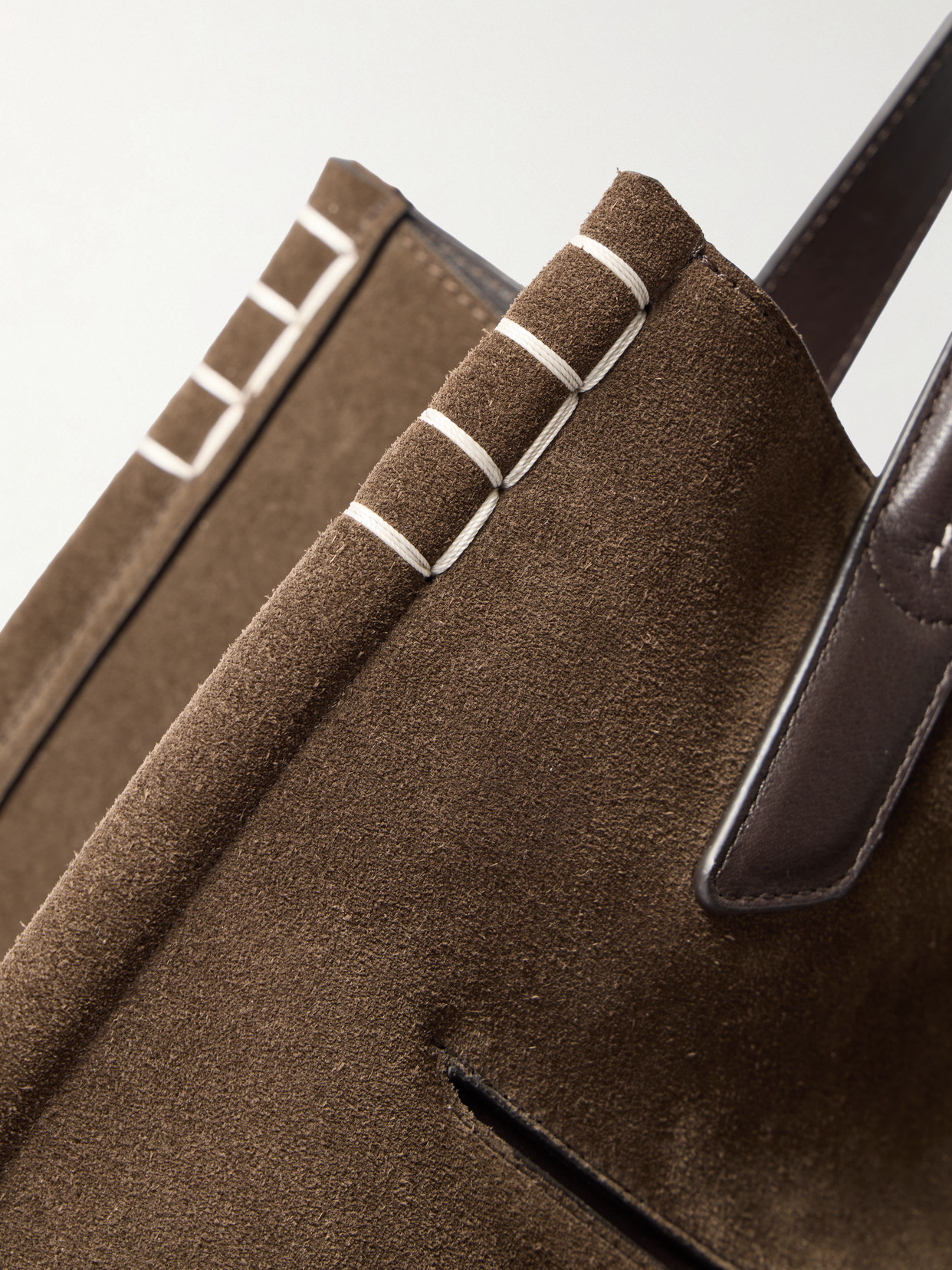 Jw Anderson Loafer Cabas Tasseled Leather-trimmed Suede Shoulder Bag In Multi