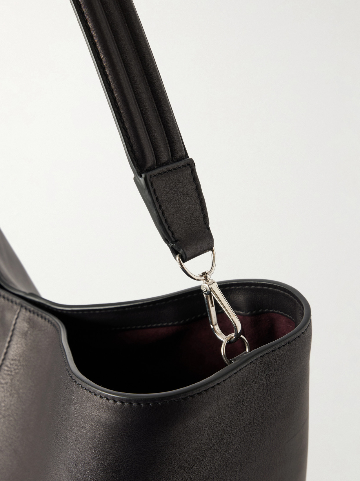 Métier - Twist 26 Large Leather Tote