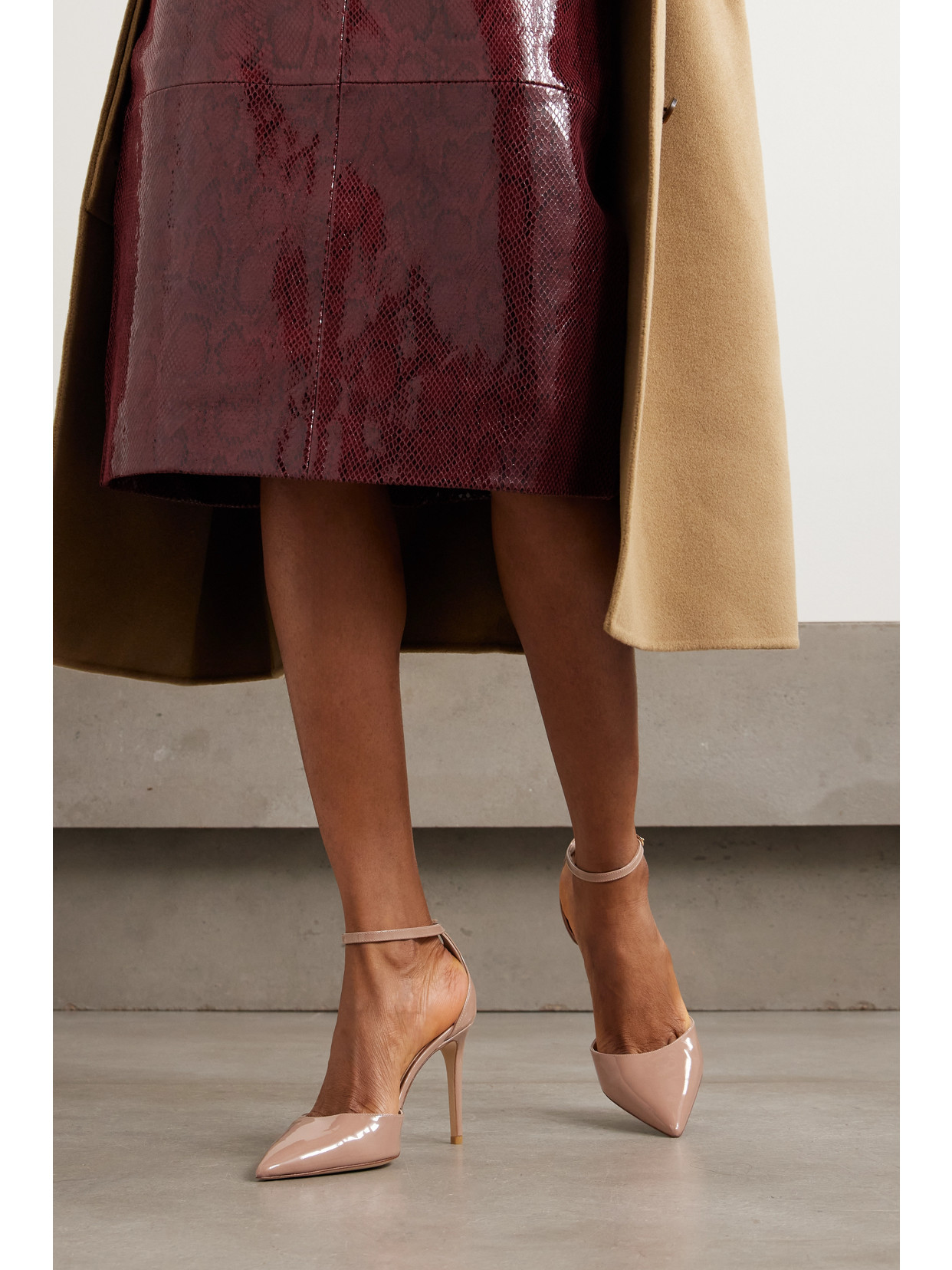Stuart Weitzman Stuart Power Strap Patent-leather Pumps In Neutral