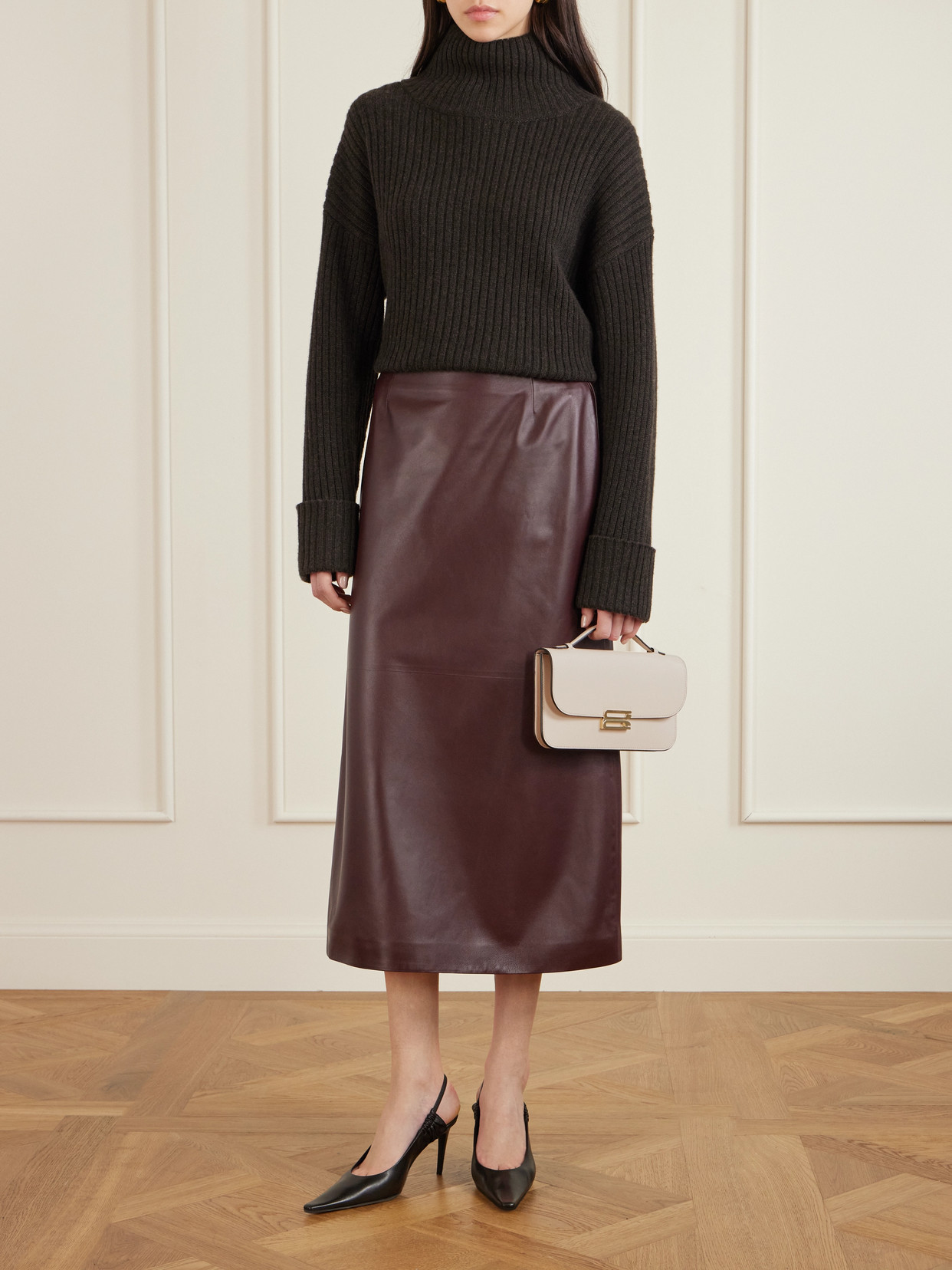 Victoria Beckham Dorian Leather Clutch In Pink