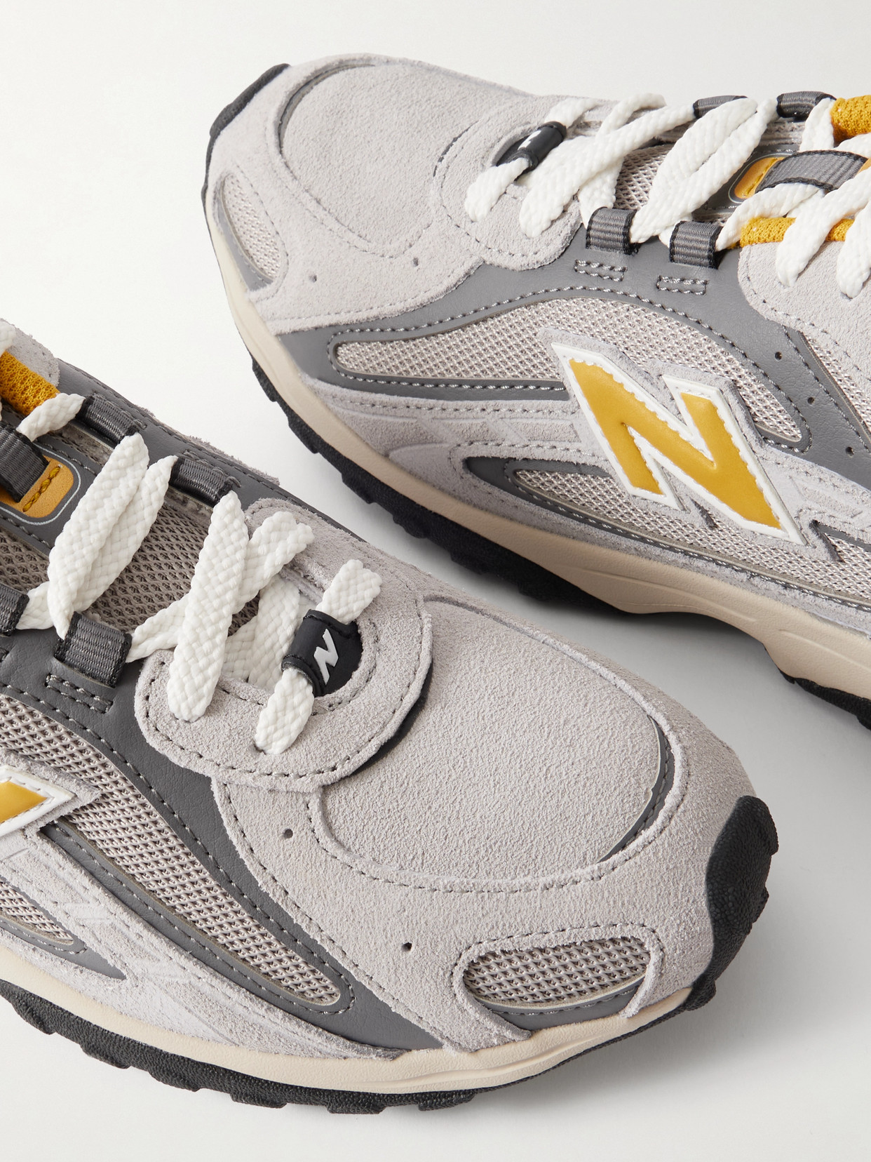 204L Leather- And Sneakers