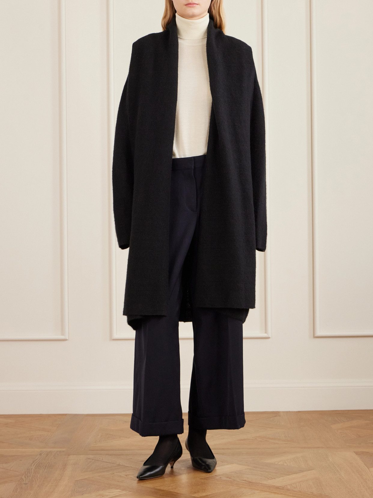 Nabari Cashmere Turtleneck Sweater