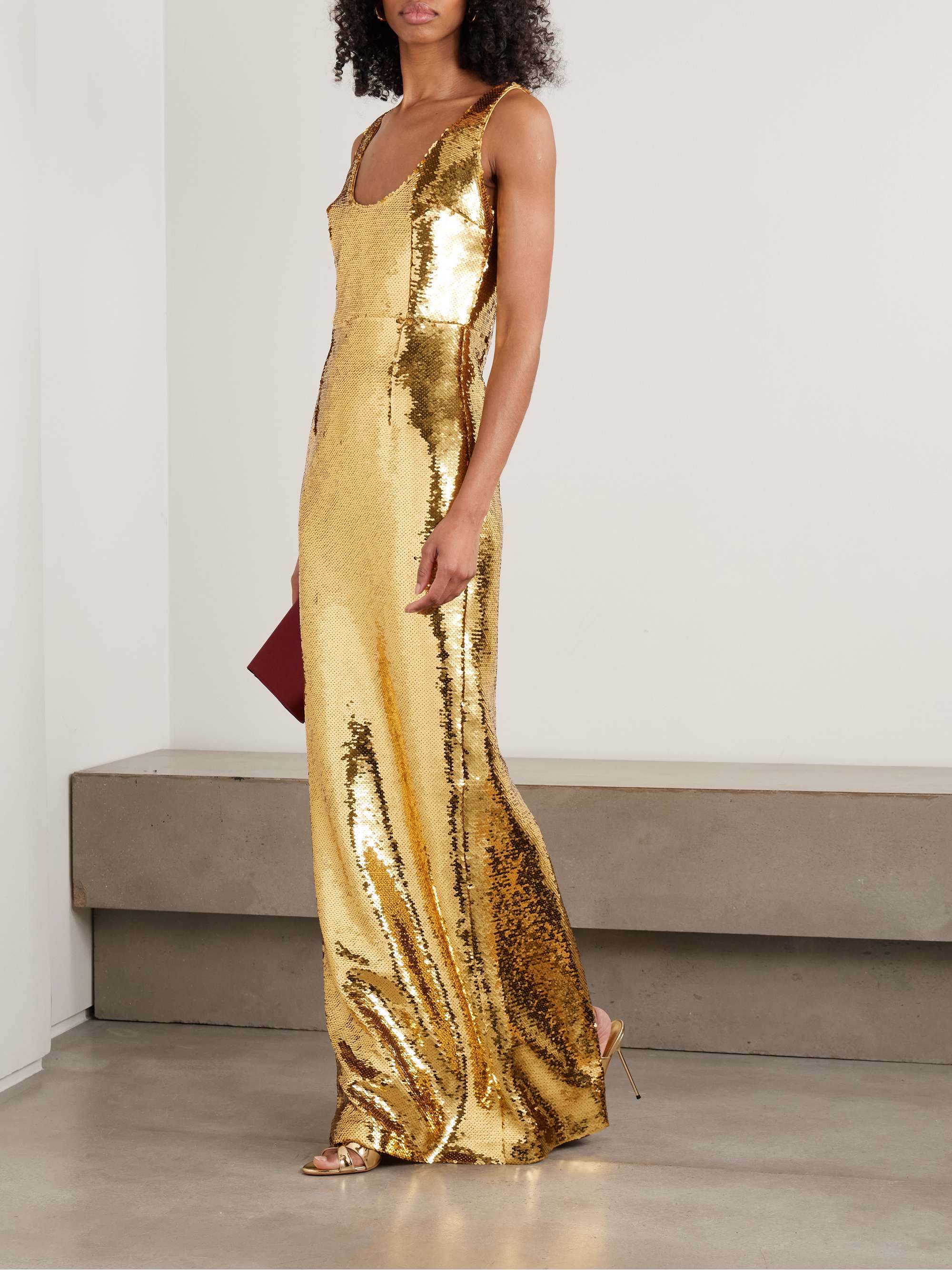 THE NEW ARRIVALS ILKYAZ OZEL 