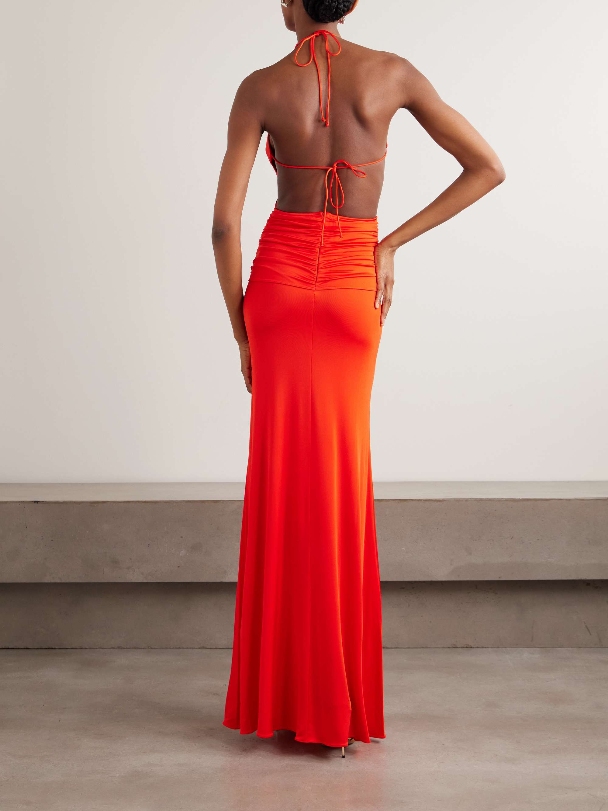 THE NEW ARRIVALS ILKYAZ OZEL 