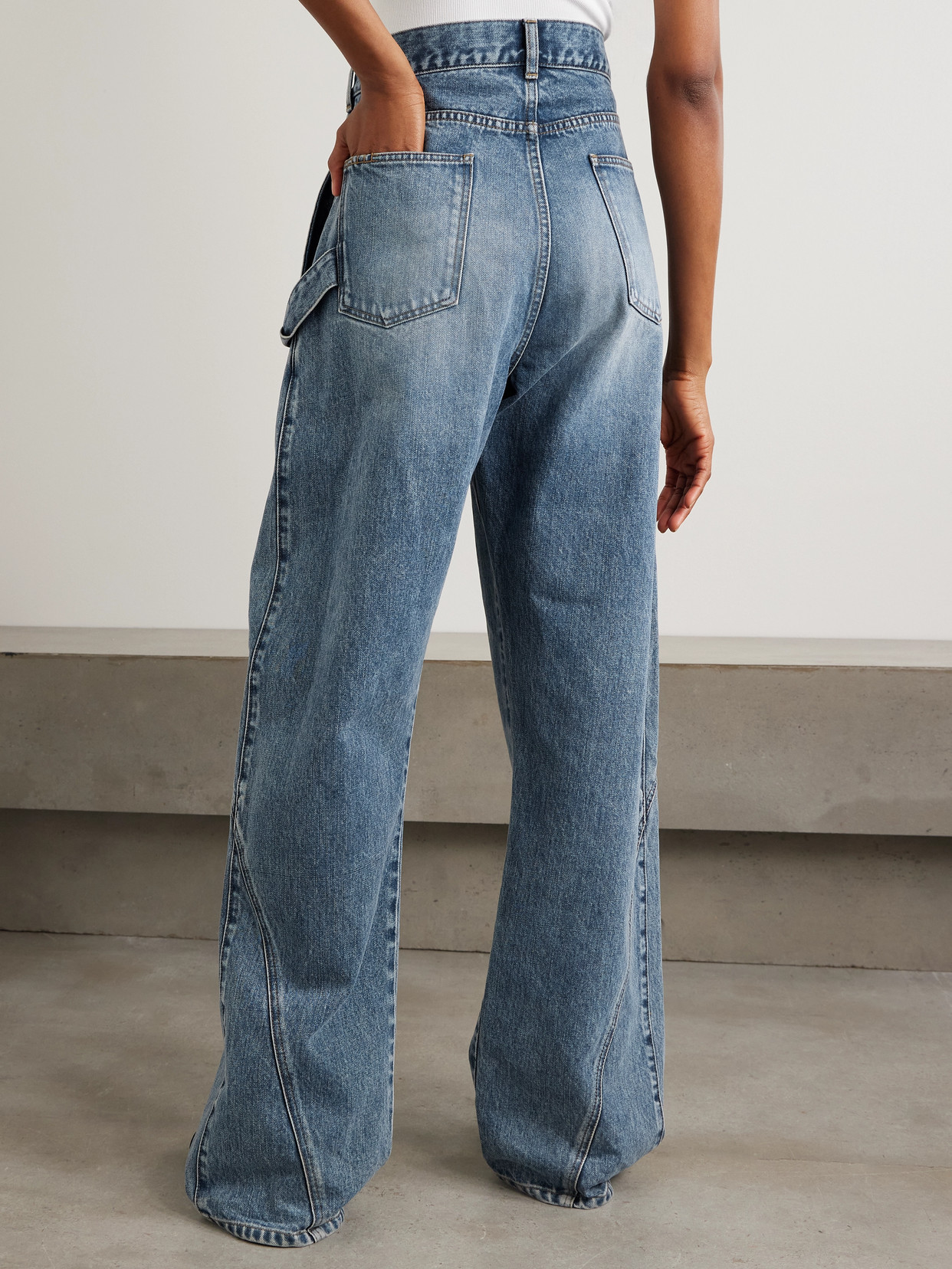 Jw Anderson Twisted Asymmetric Embroidered High-rise Jeans In Blue