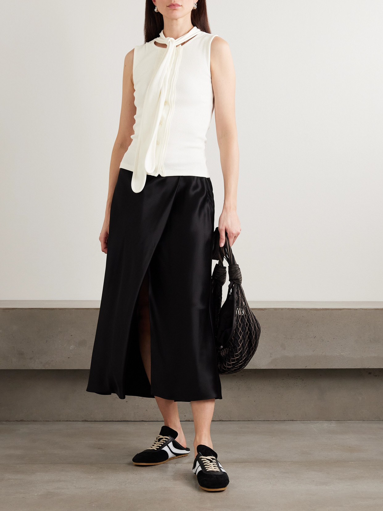 Lemaire Tie-neck Ribbed Stretch-cotton And Linen-blend Jersey Top In White