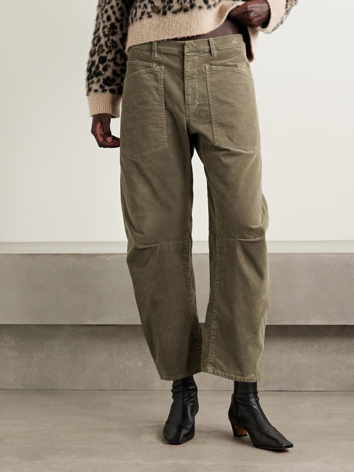 Nili Lotan Shon Cotton-blend Corduroy Tapered Pants In Green
