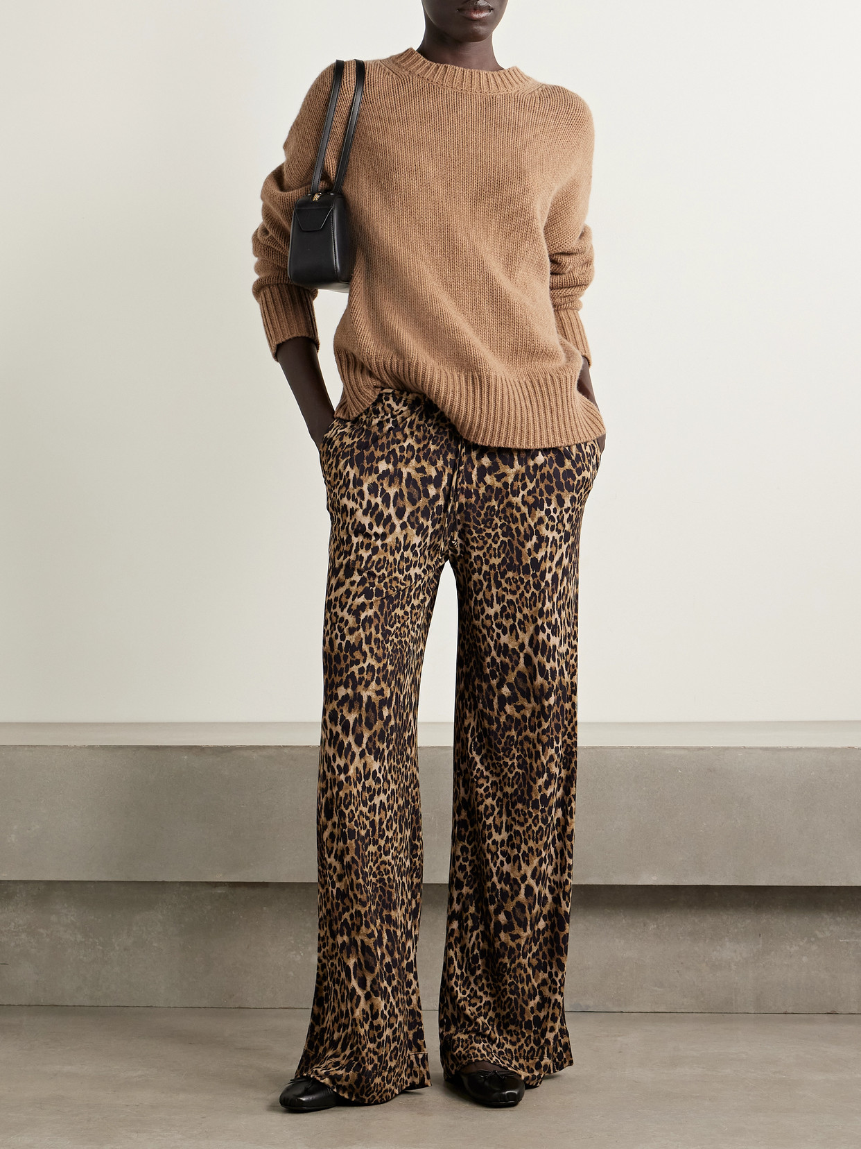 Nili Lotan Donnika Merino Wool And Cashmere-blend Sweater In Brown