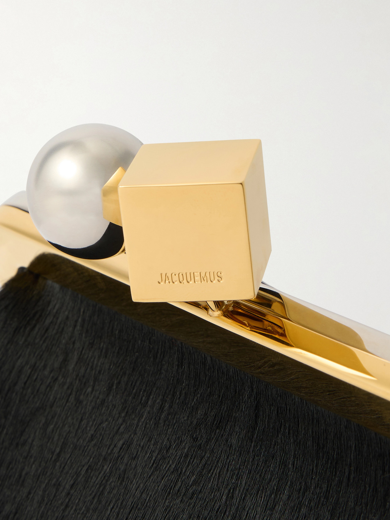 Jacquemus La Pochette Salon Black Shoulder Bag With Kiss-lock Closure And Removable Shoulder Strap In Leather  In Black