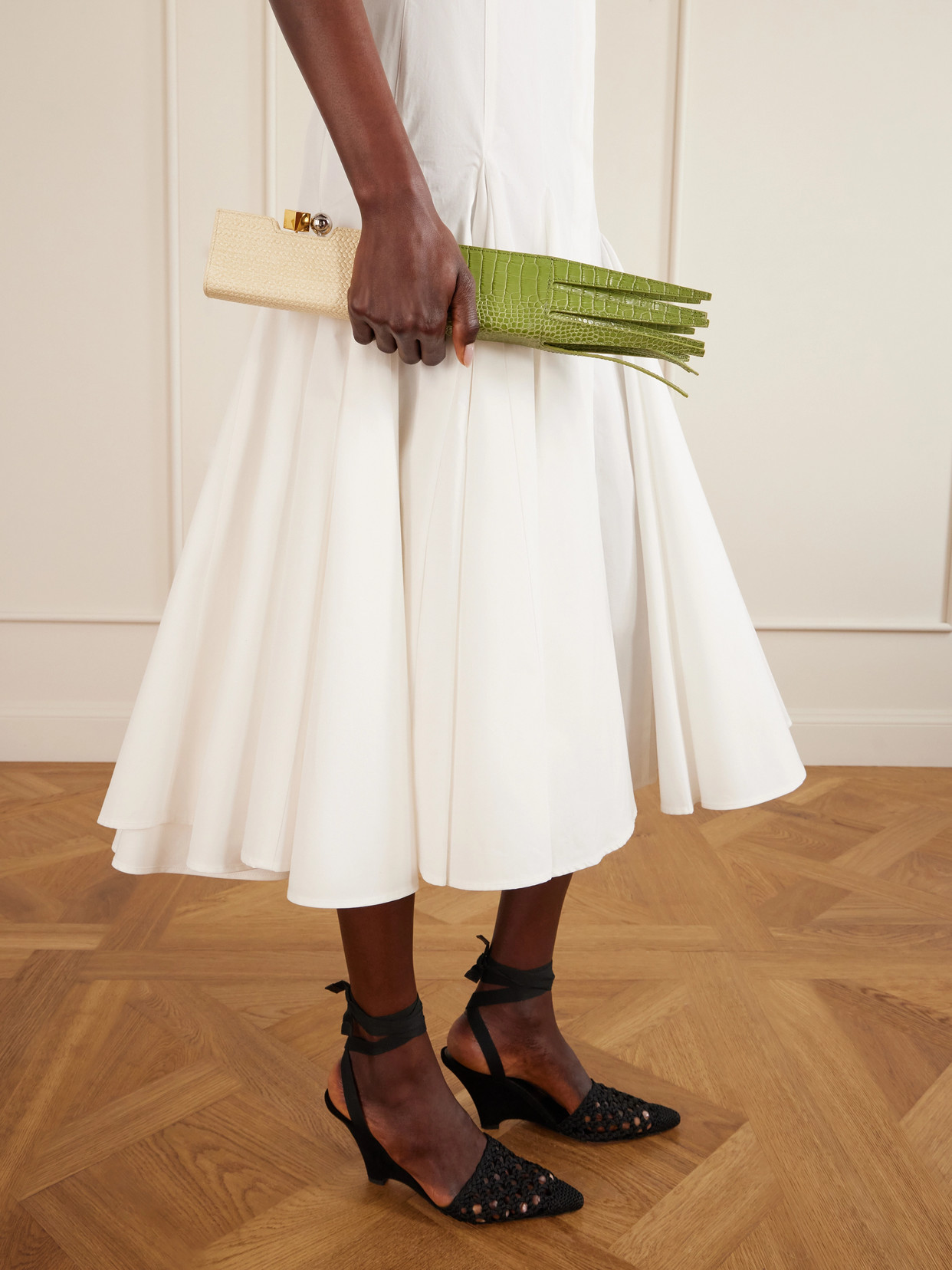 Jacquemus Poireau Fringed Textured-leather Clutch In Multi