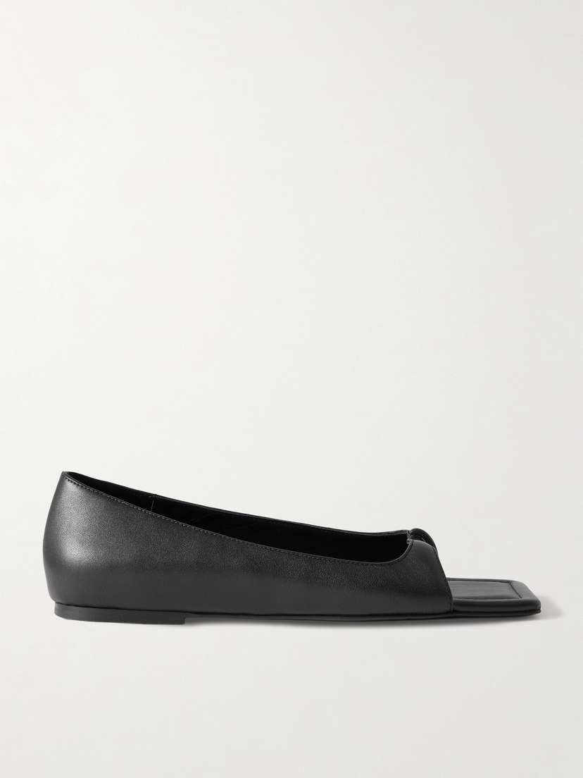 St. Agni 90s Leather Pumps