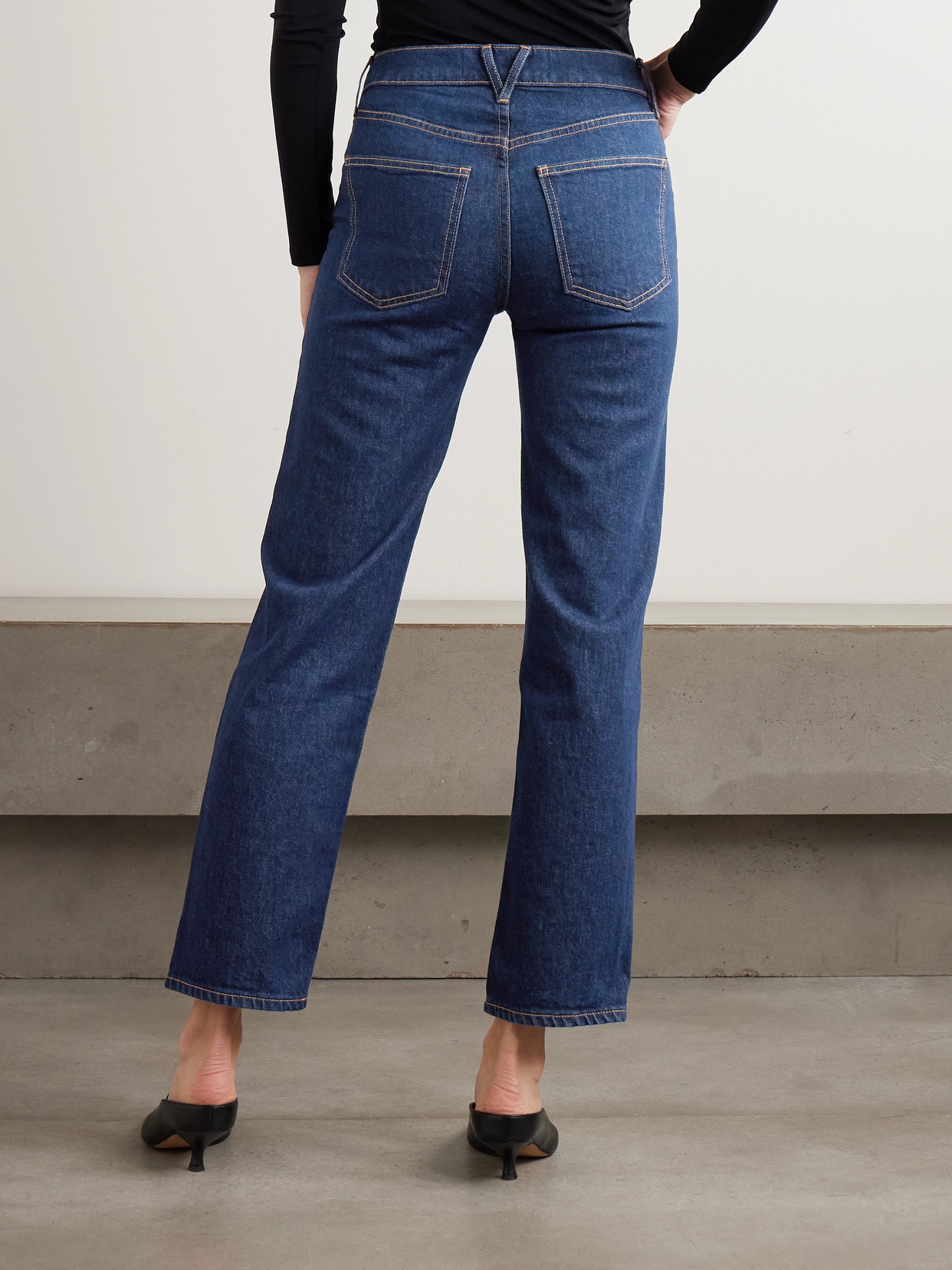 Veronica Beard Leah Mid-rise Straight-leg Jeans In Blue