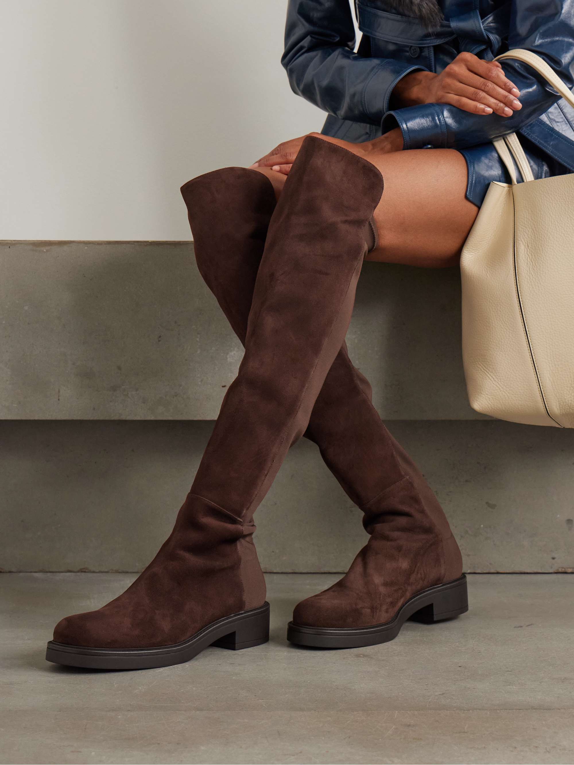 STUART WEITZMAN 