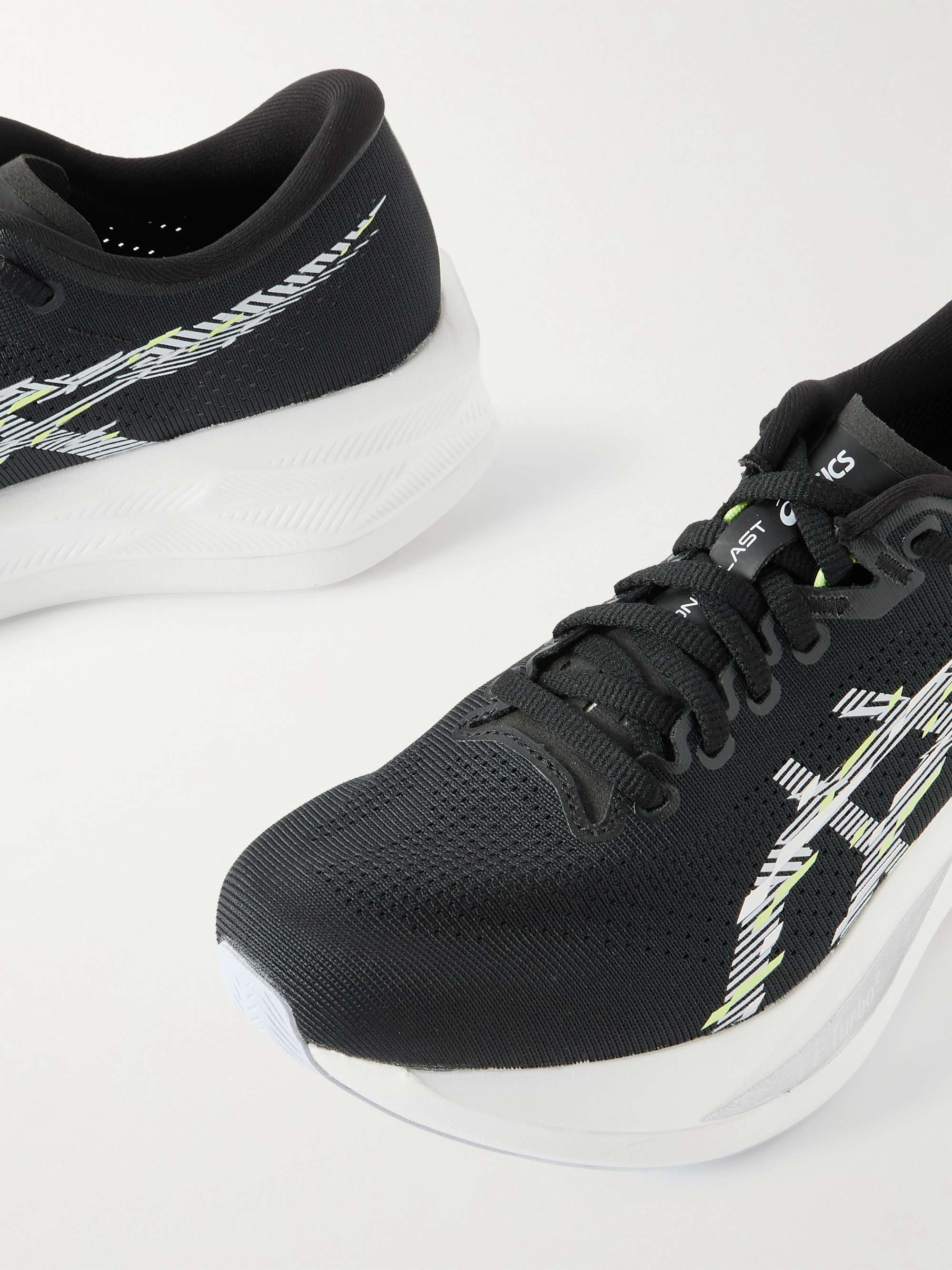 ASICS 