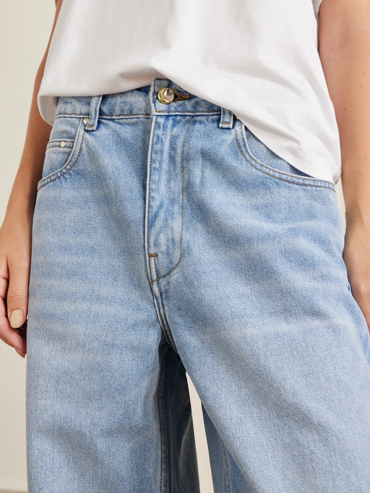 Rider Low-Rise Boyfriend Jeans