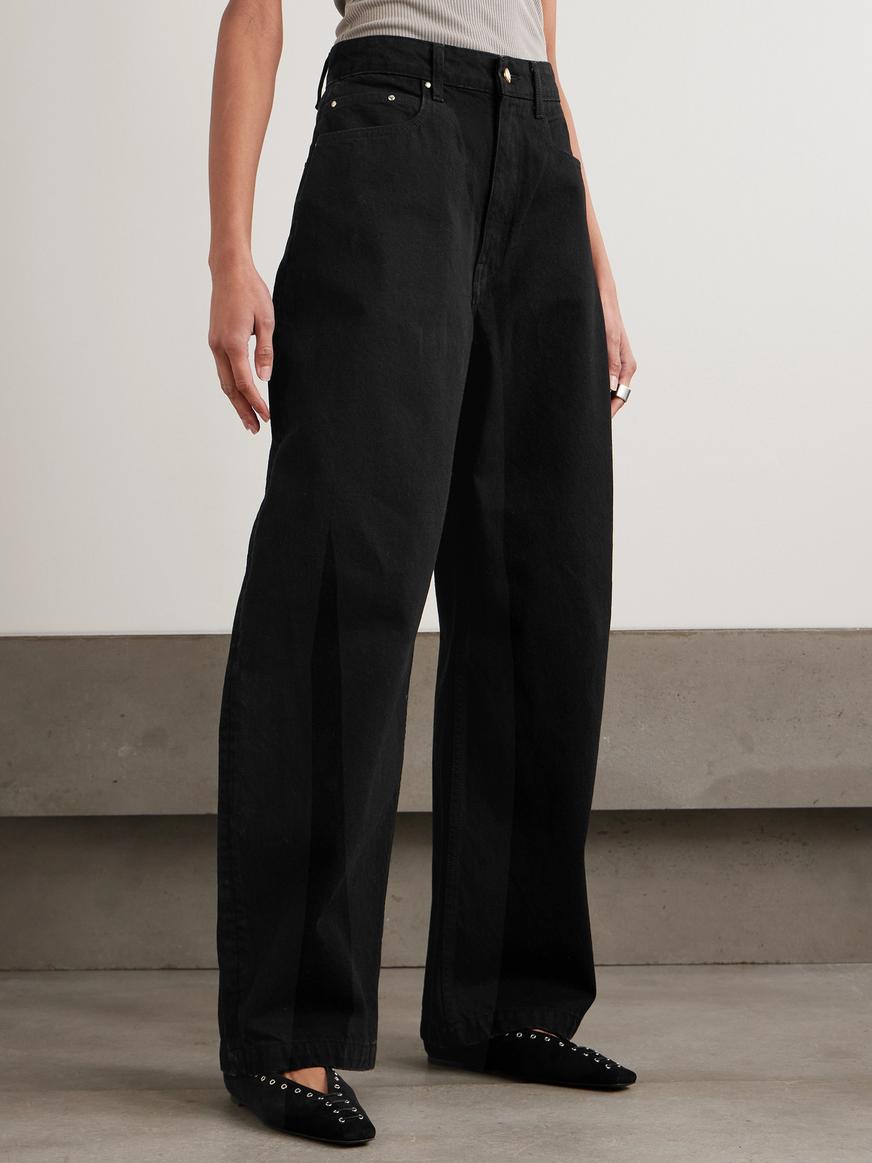 Ossou Bends High-rise Barrel-leg Jeans In Black